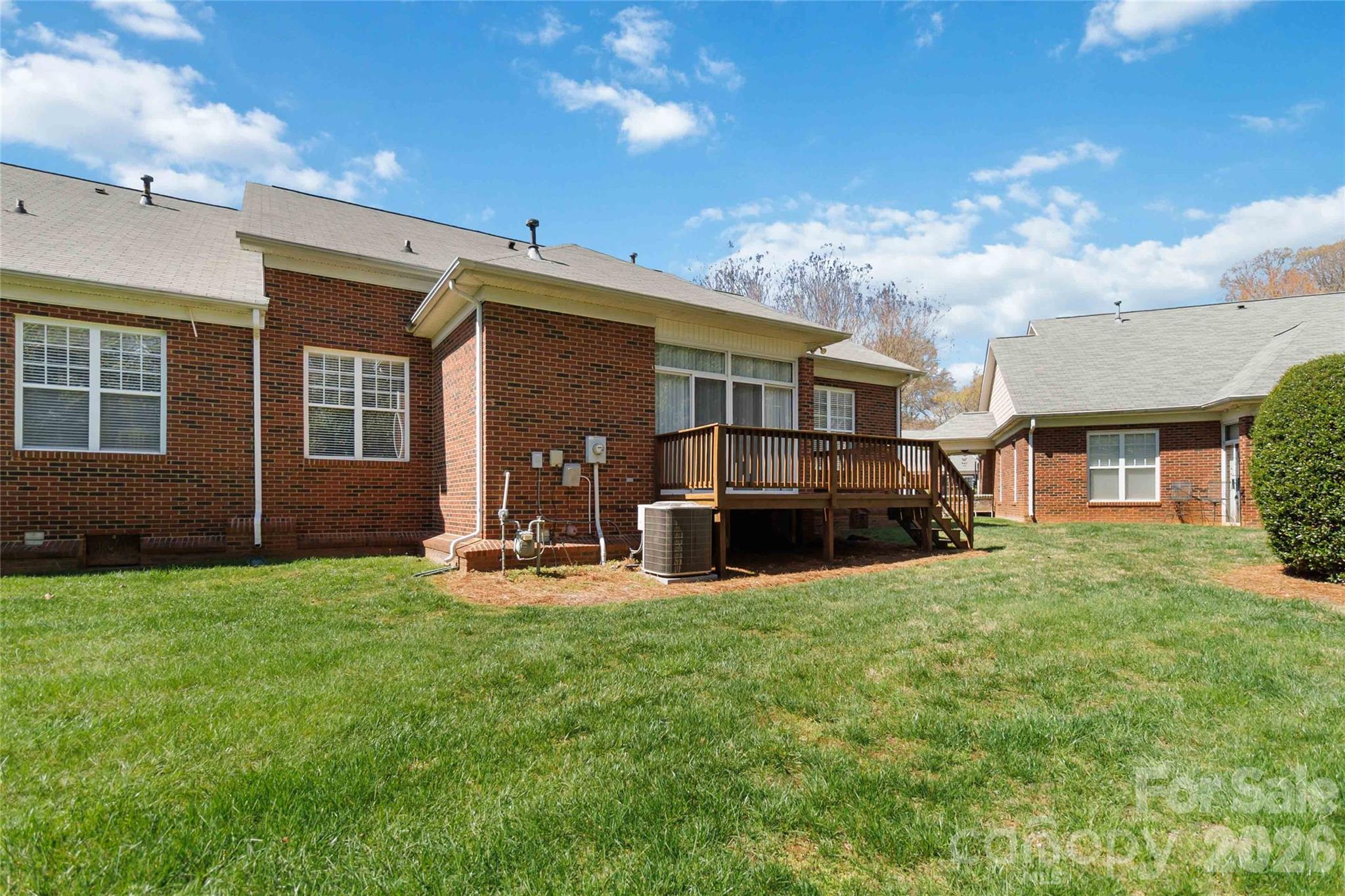 3832 Misty Glen Court — Matthews