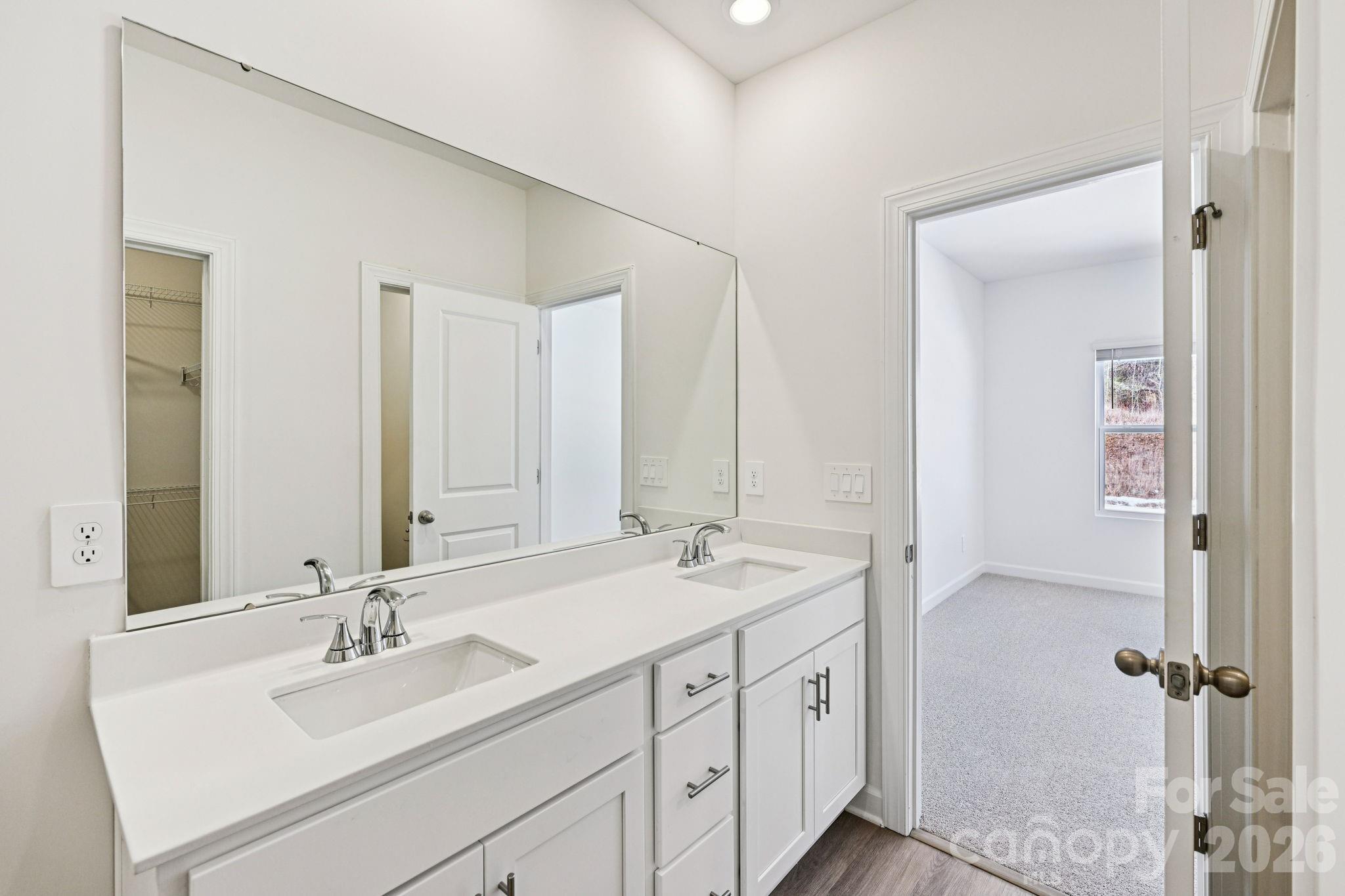 426 Luna Lane — Shelby