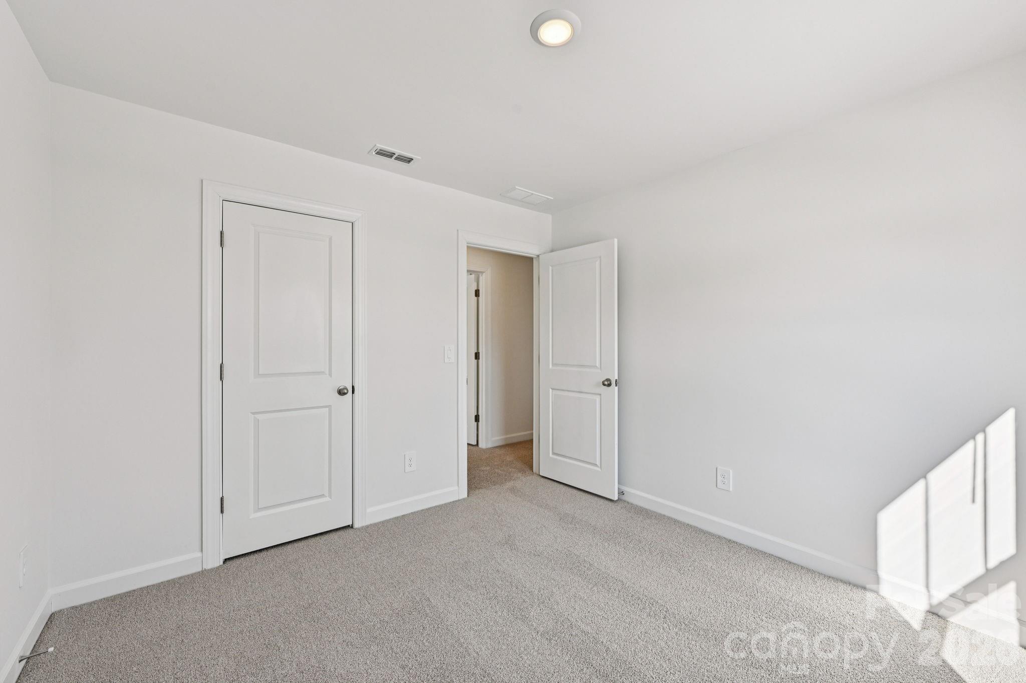 426 Luna Lane — Shelby