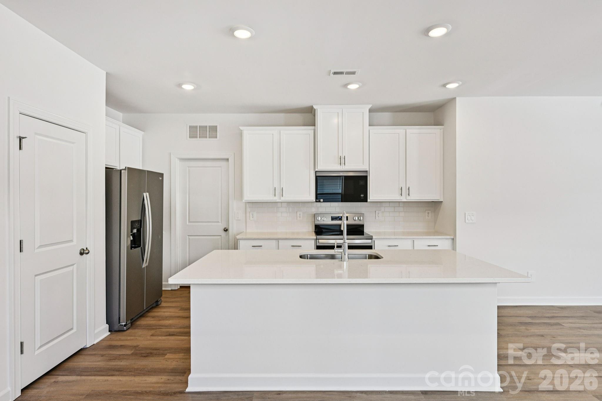 426 Luna Lane — Shelby