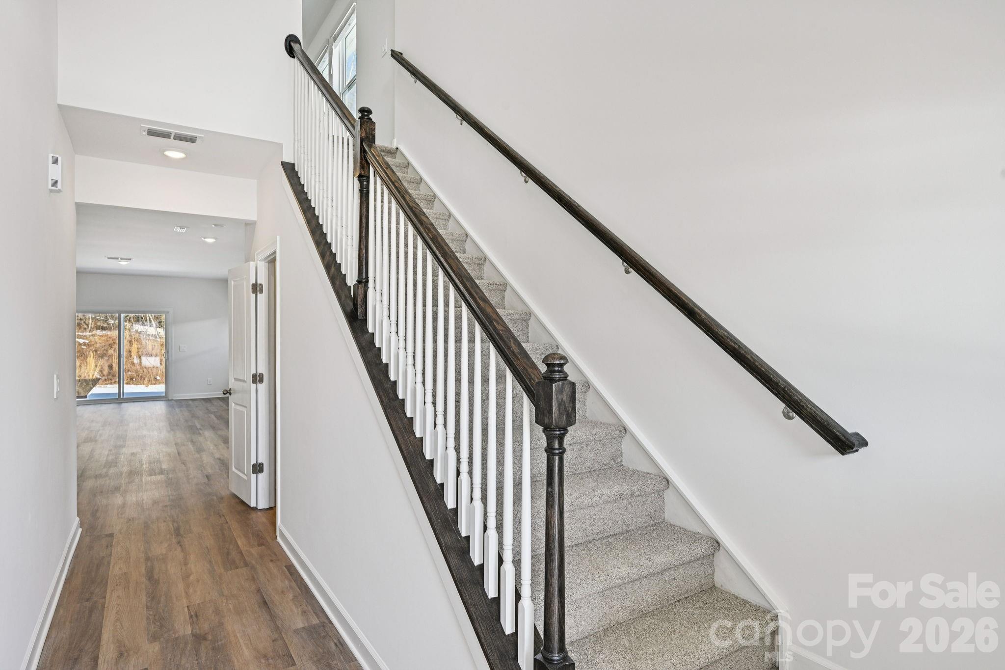 426 Luna Lane — Shelby