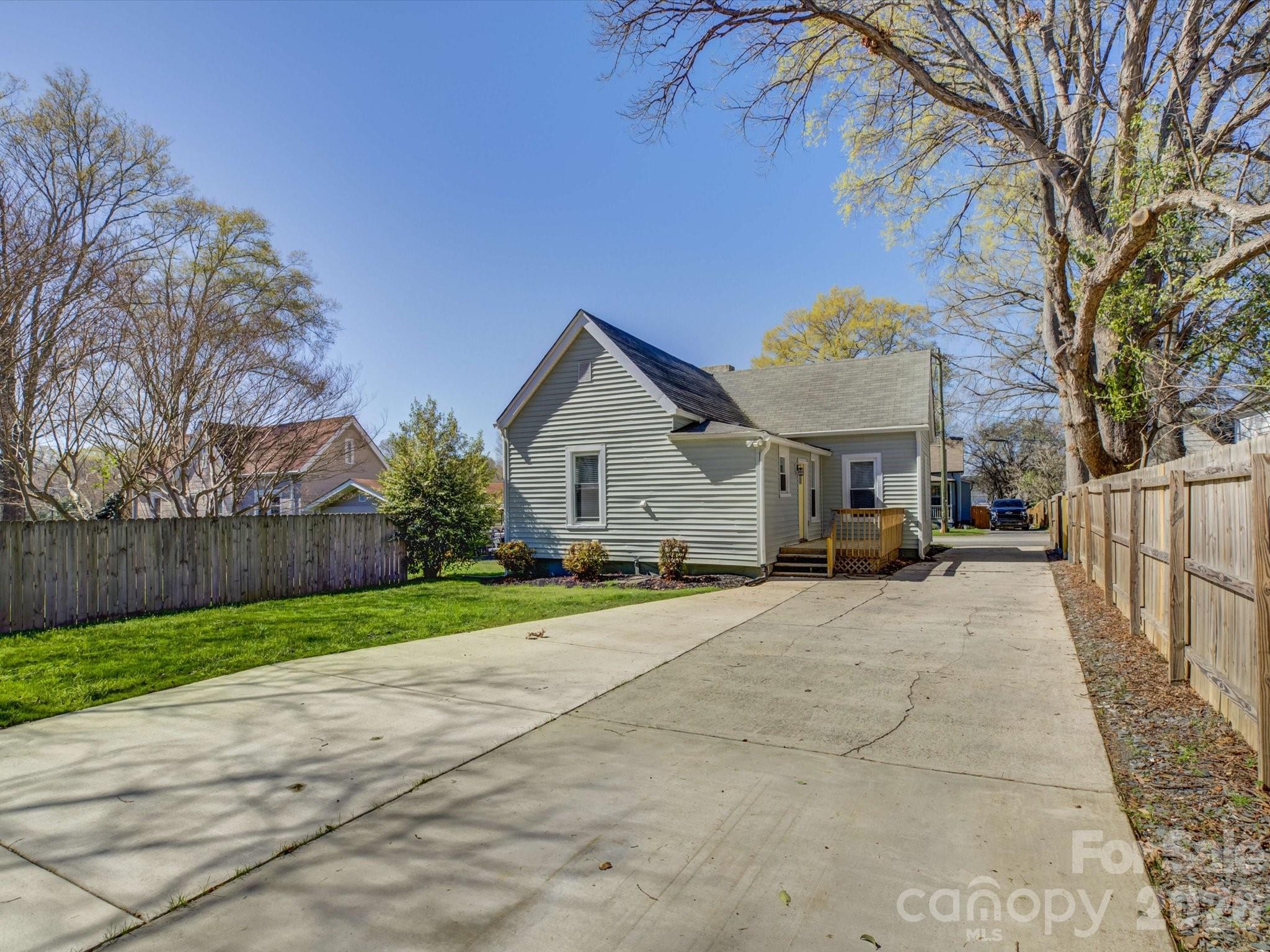 212 N Lee Street — Rock Hill