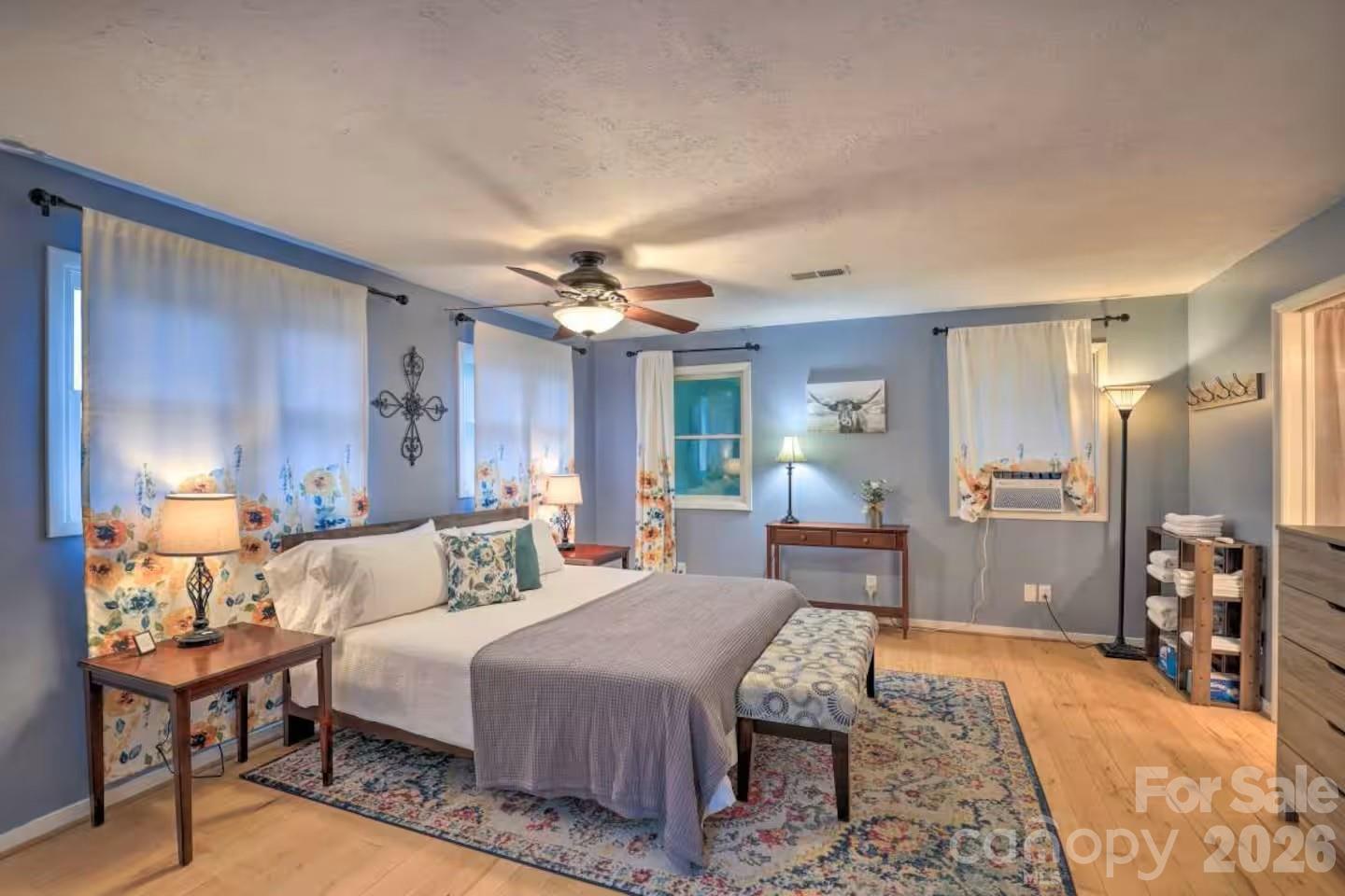 553 Deep Gap Road — Sylva
