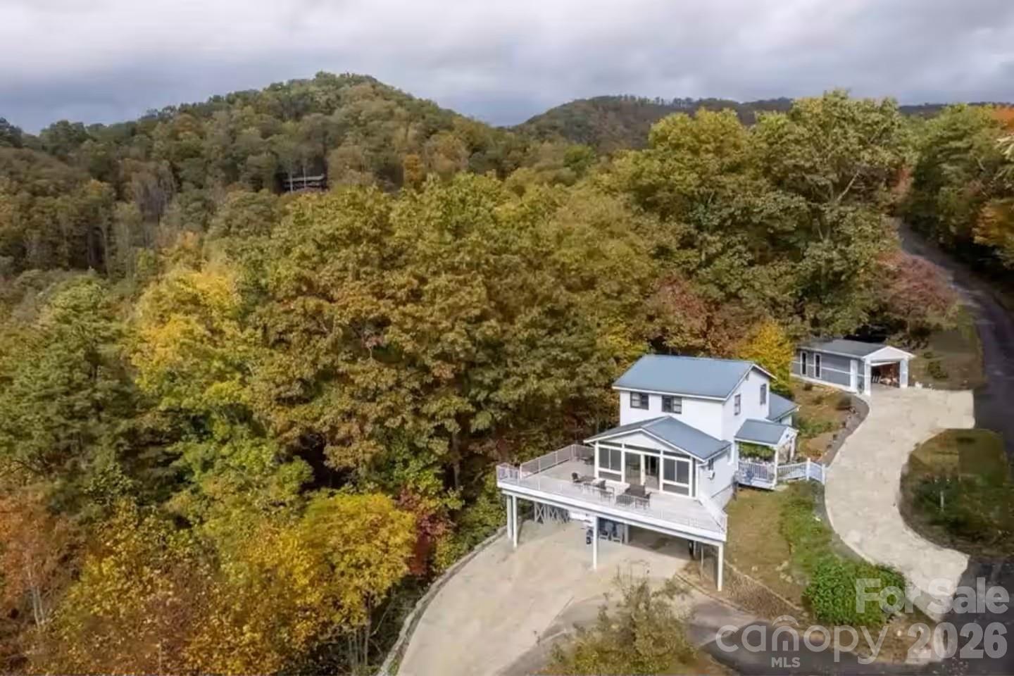 553 Deep Gap Road — Sylva