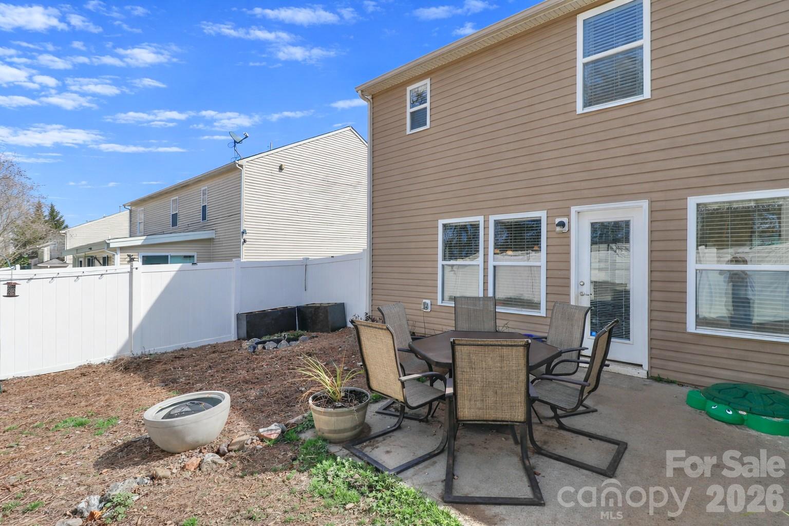 1123 Valley Street — Statesville
