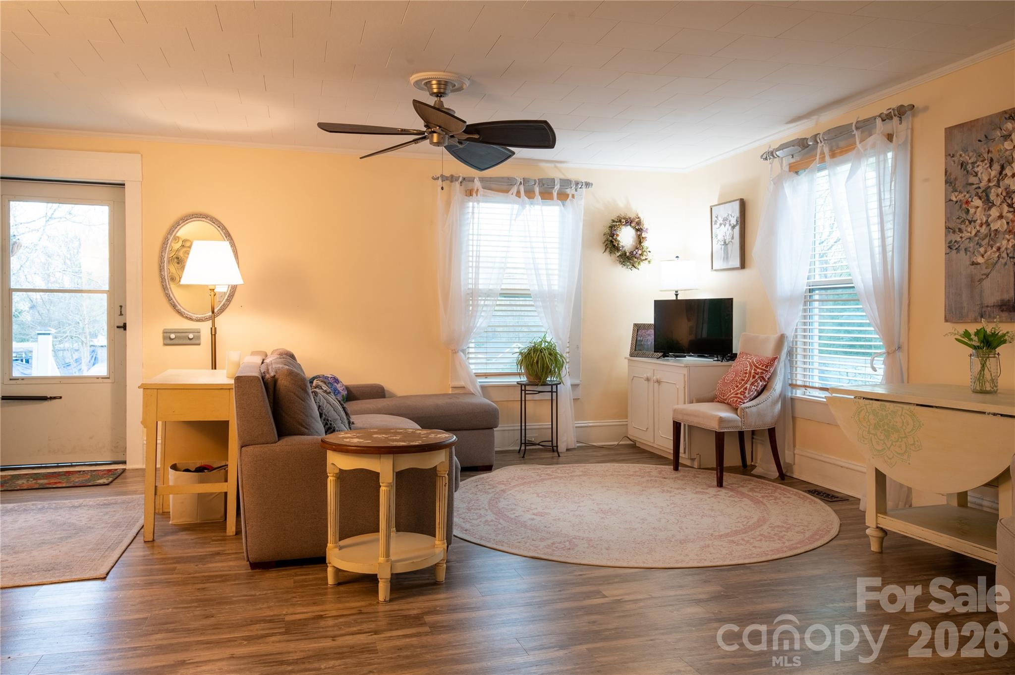 302 Park Avenue — Mount Holly
