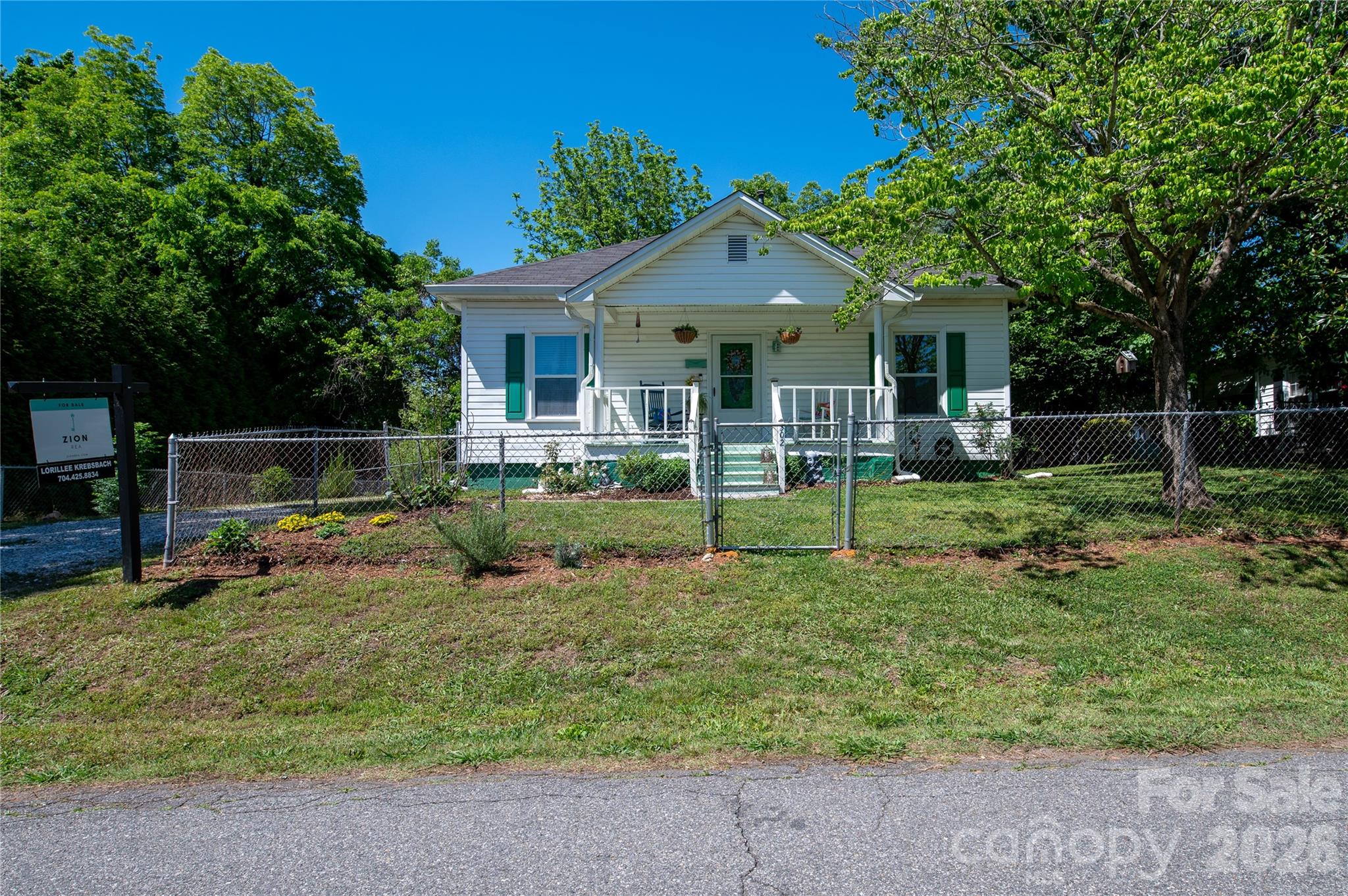 302 Park Avenue — Mount Holly