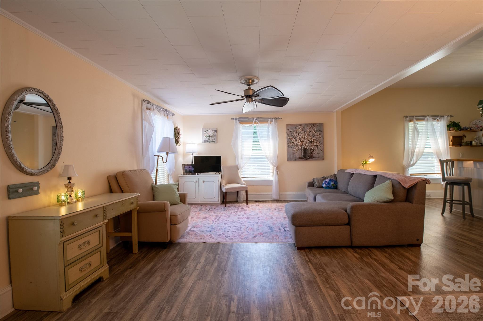 302 Park Avenue — Mount Holly
