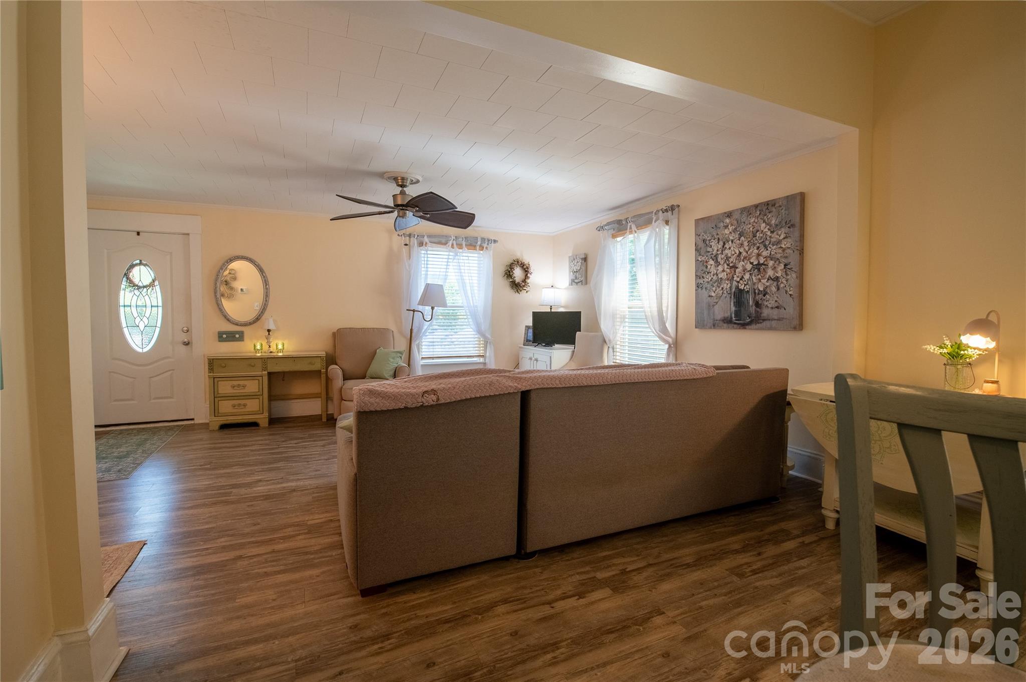 302 Park Avenue — Mount Holly