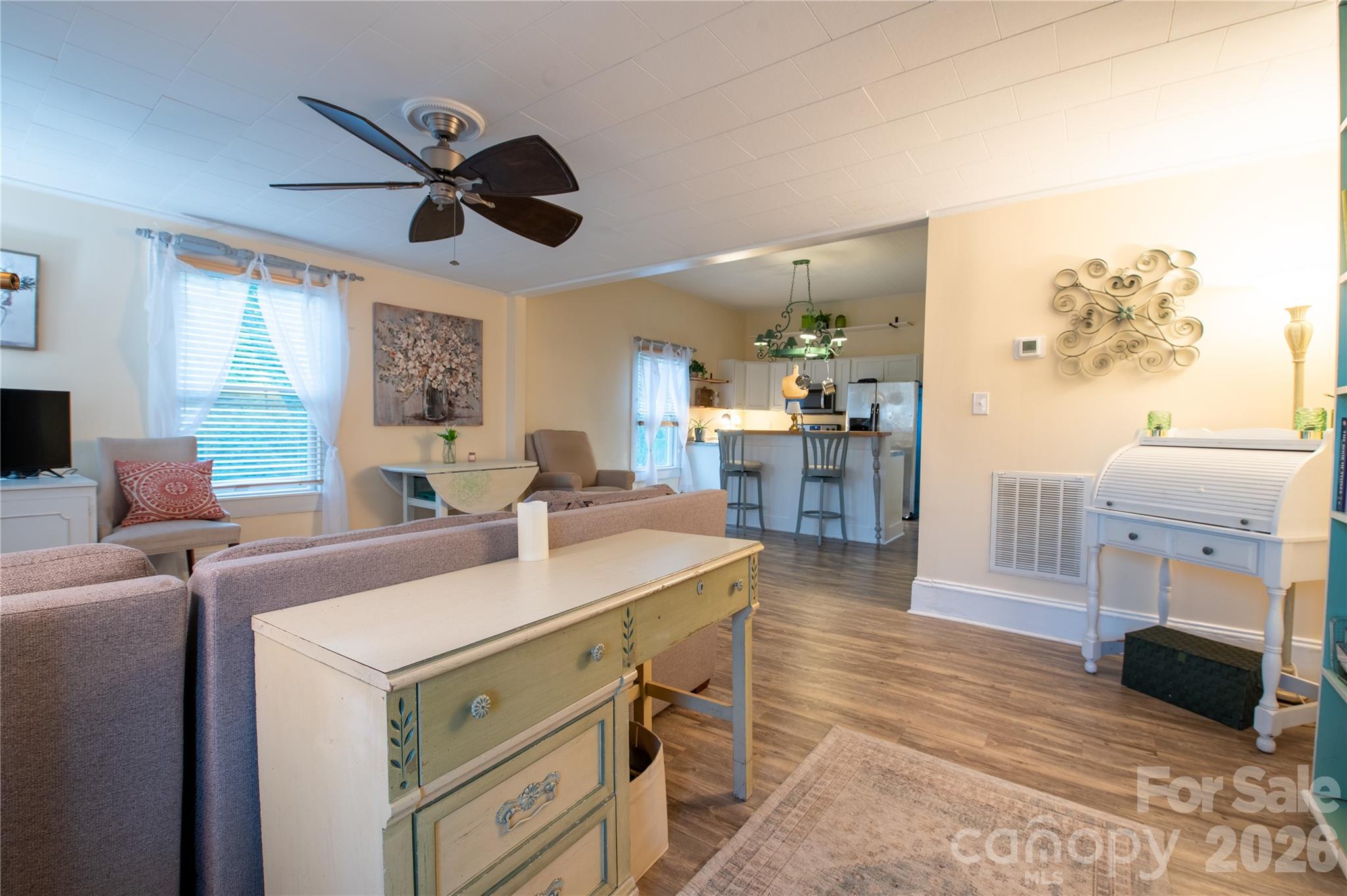 302 Park Avenue — Mount Holly