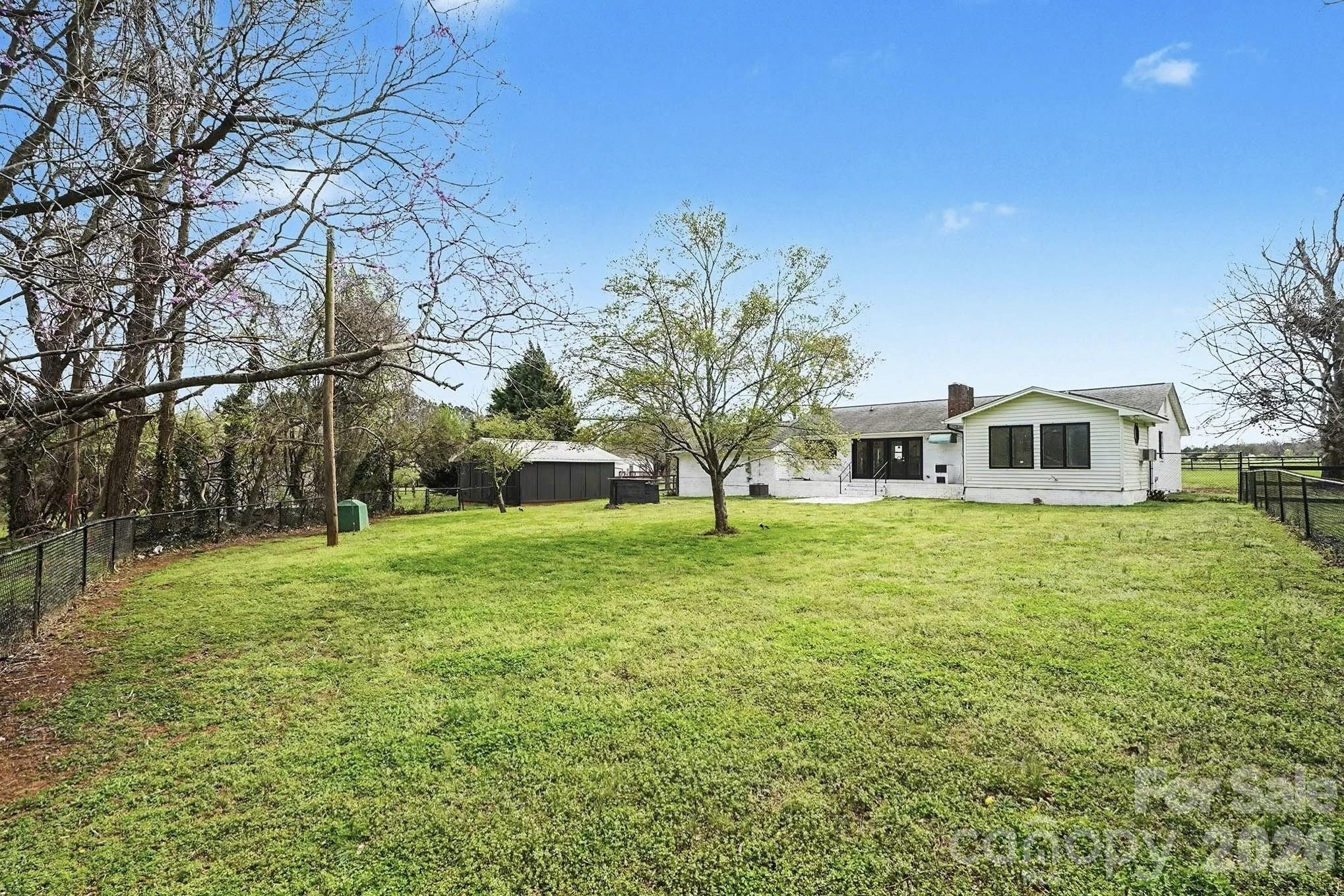 2178 Tryon Courthouse Road — Bessemer City