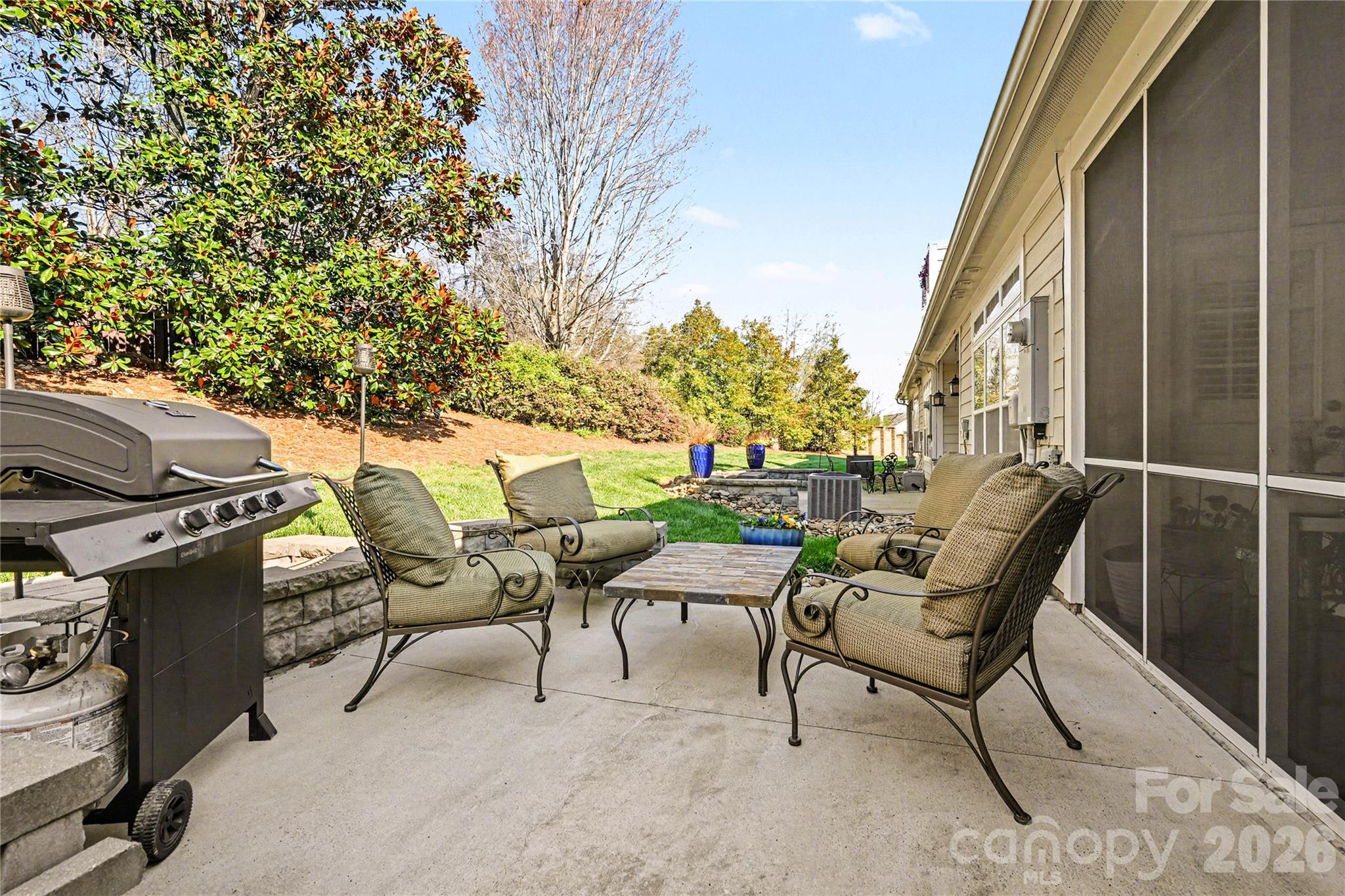 8432 Loxton Circle — Charlotte