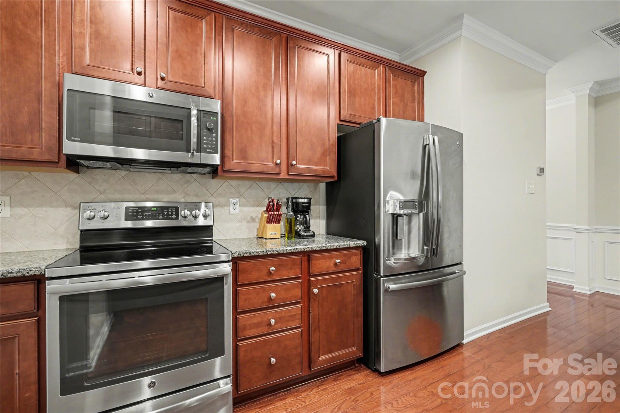 8432 Loxton Circle — Charlotte