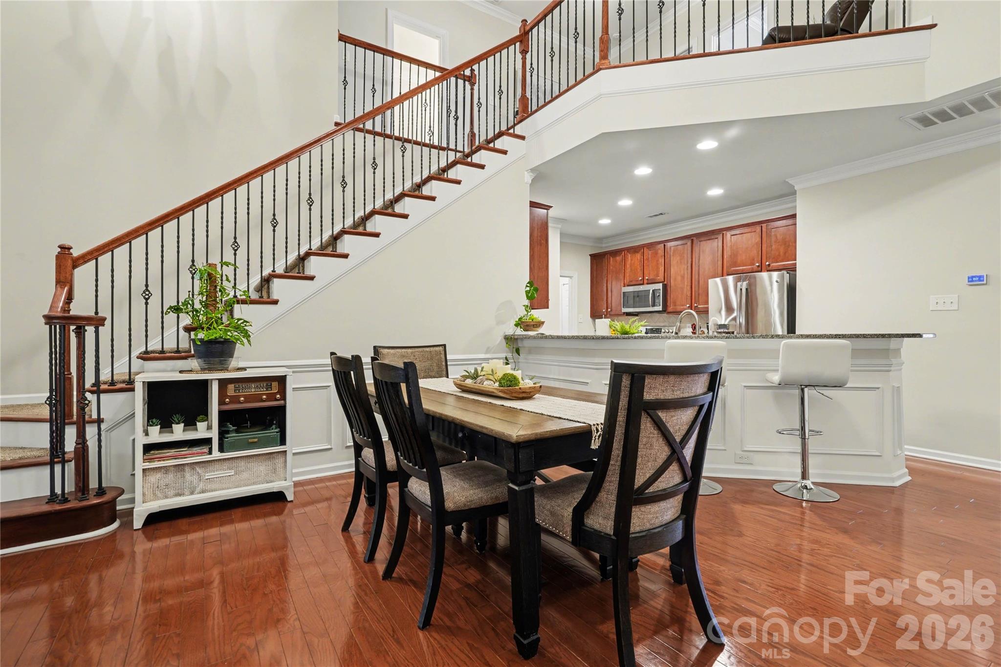 8432 Loxton Circle — Charlotte