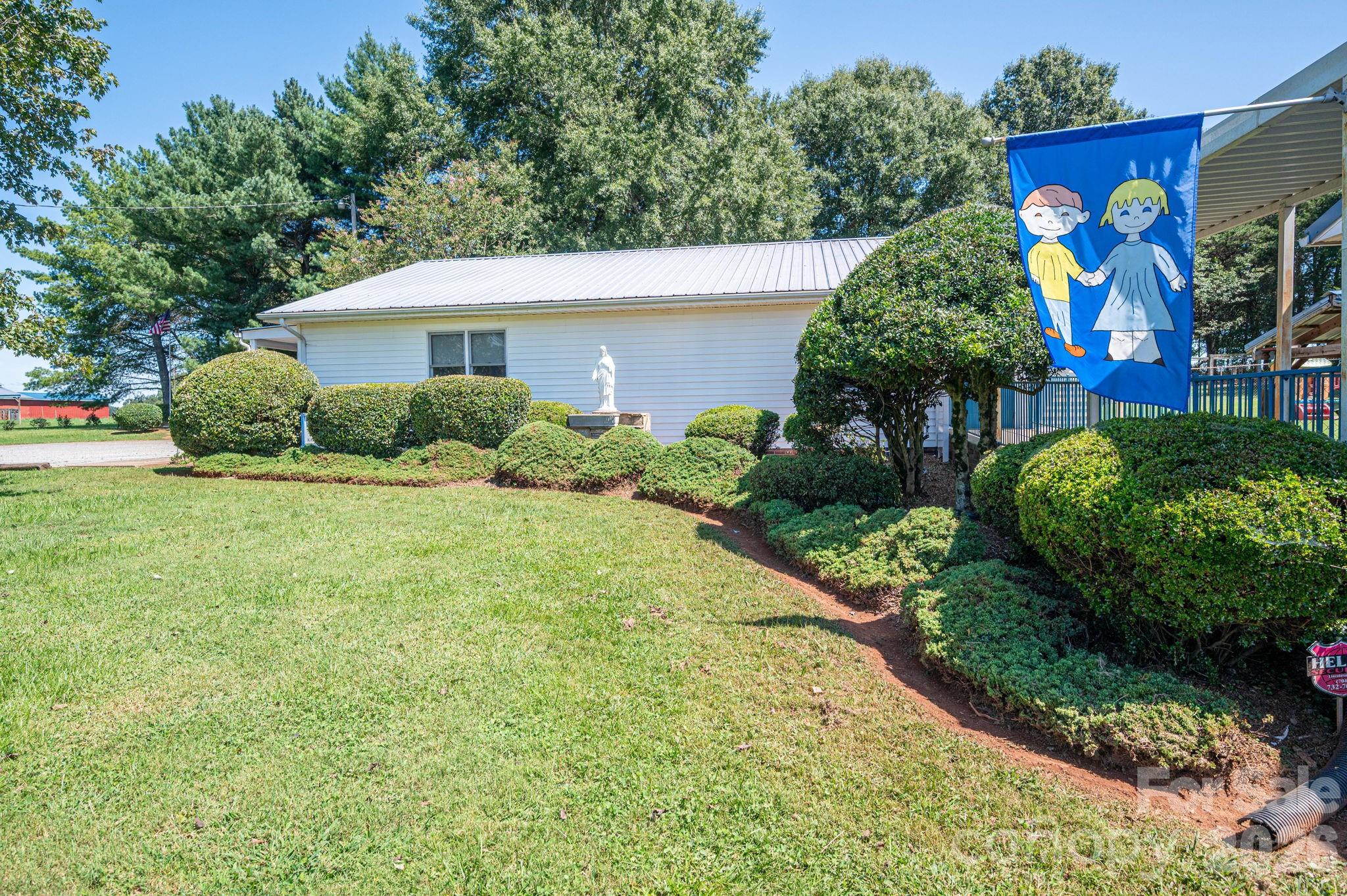 2482 June Bug Road — Vale