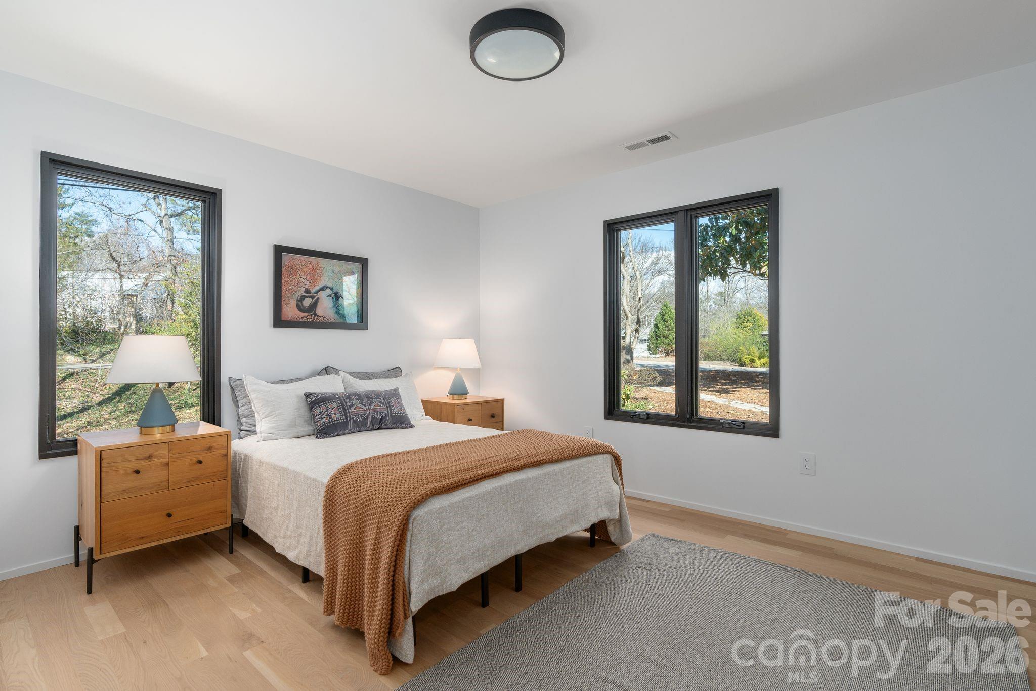 330 Windsor Road — Asheville