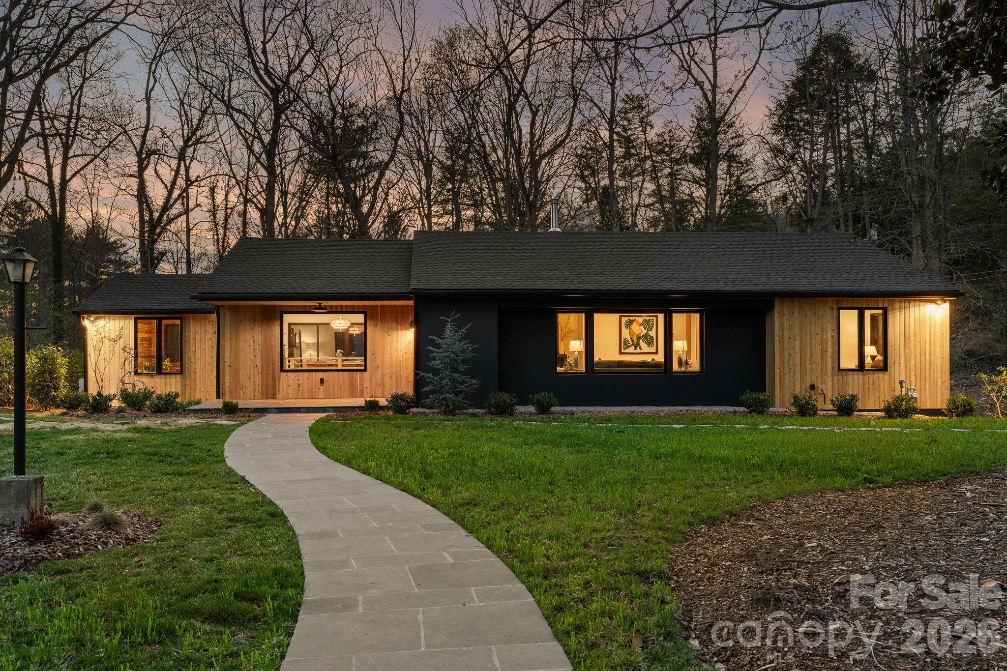 330 Windsor Road — Asheville