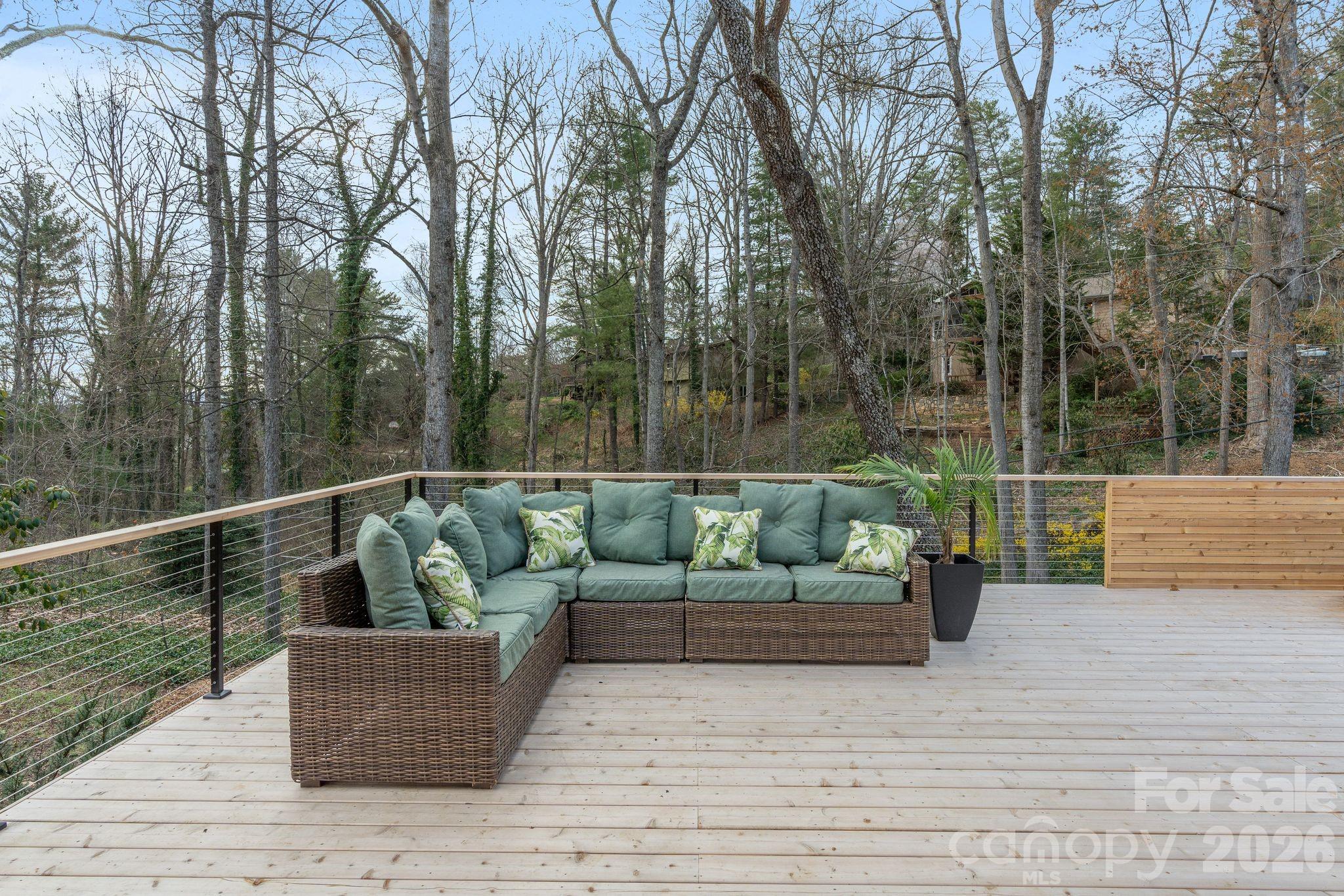 330 Windsor Road — Asheville