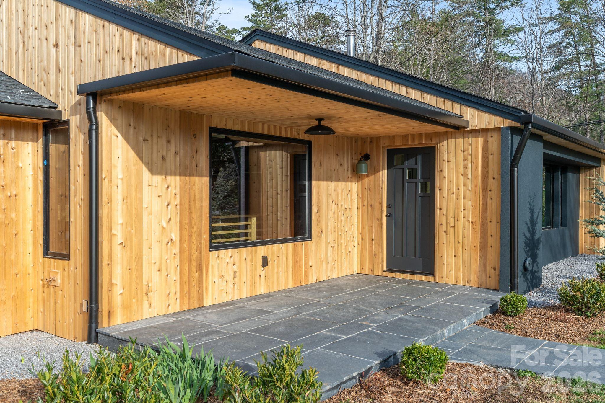 330 Windsor Road — Asheville