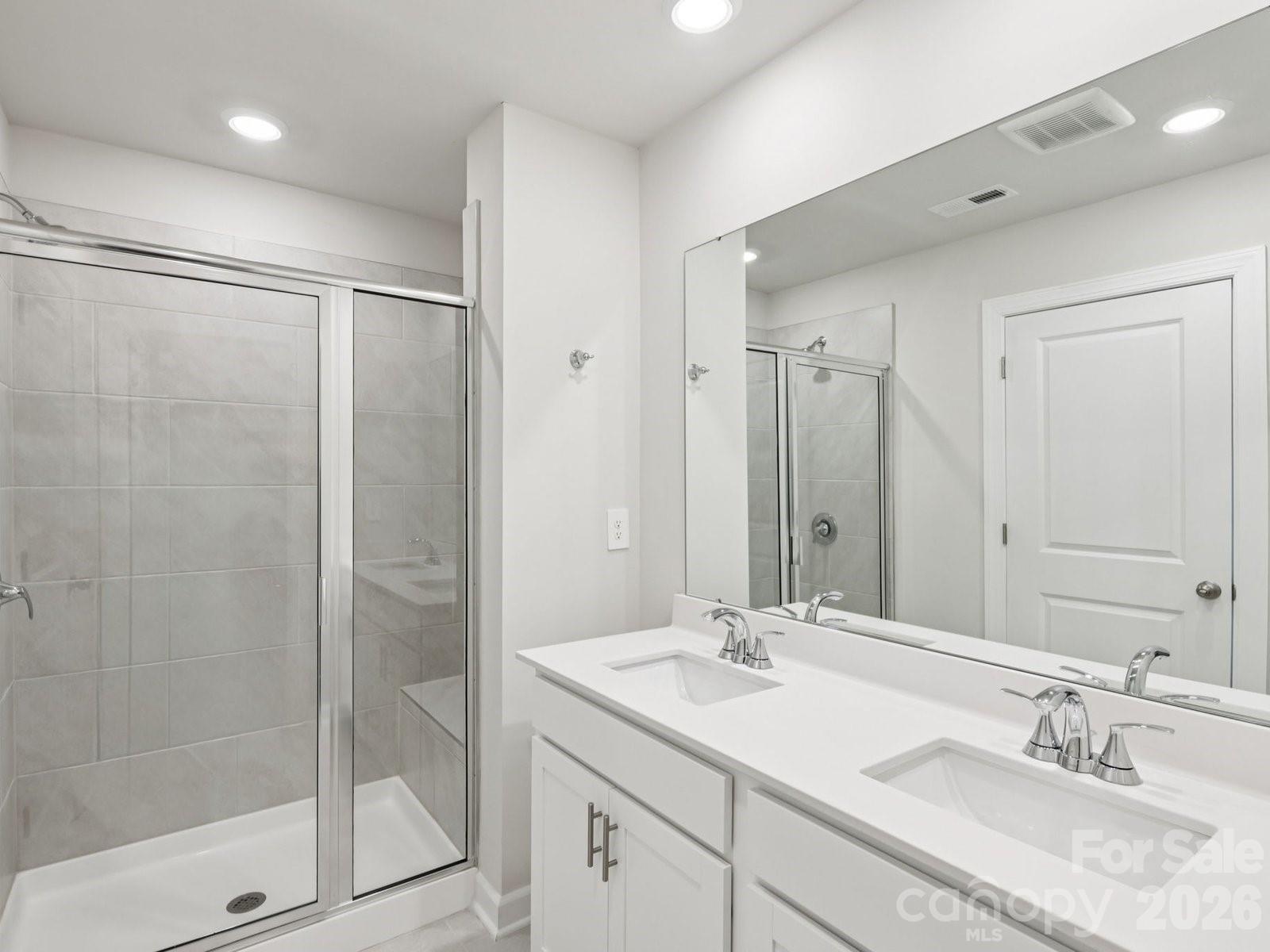8132 Hidden Springs Trail — Charlotte