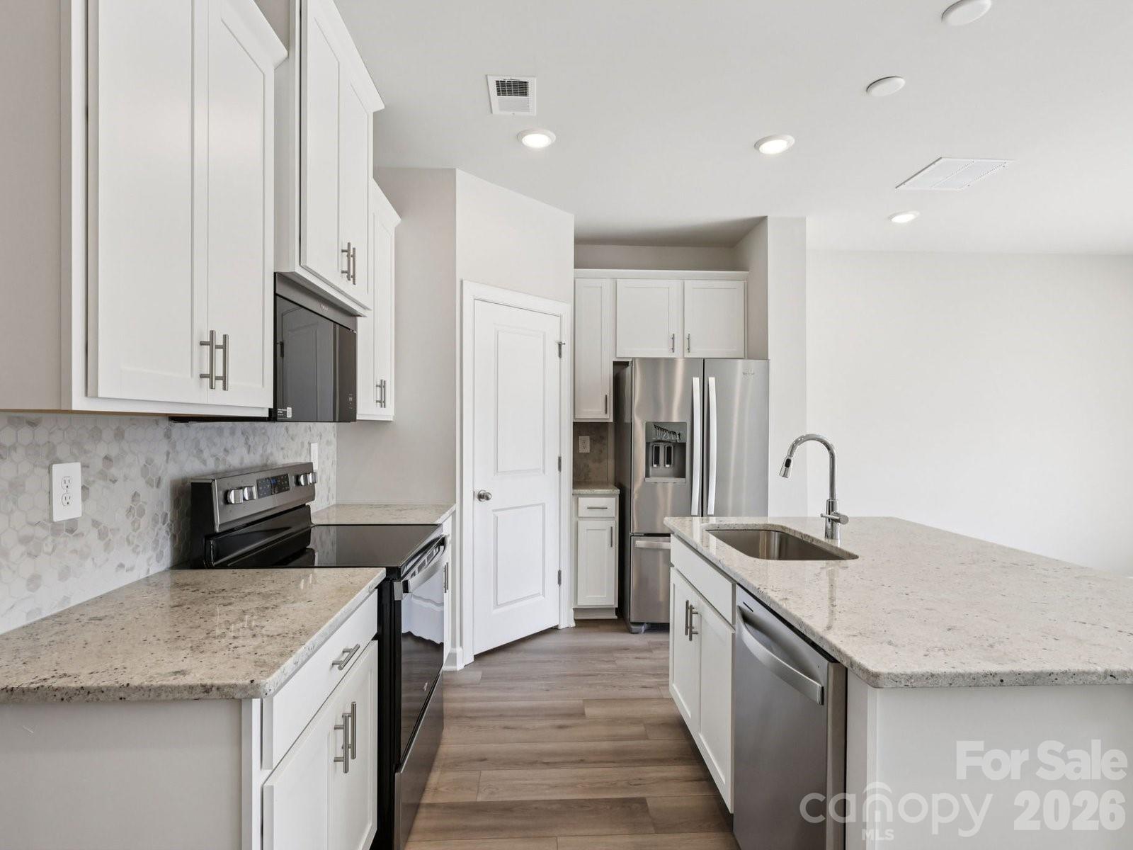 8132 Hidden Springs Trail — Charlotte