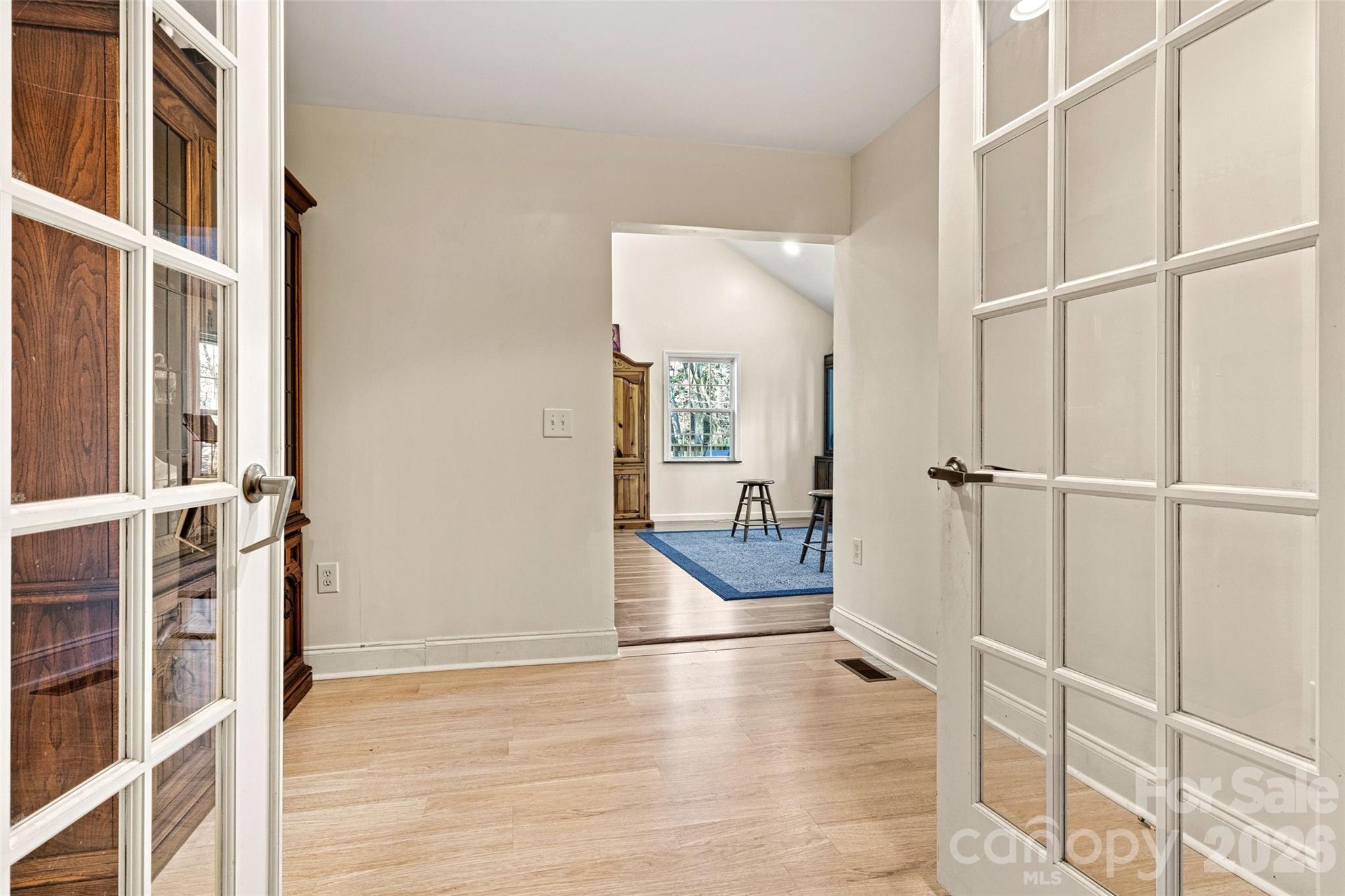6051 Pointe West Lane — Vale