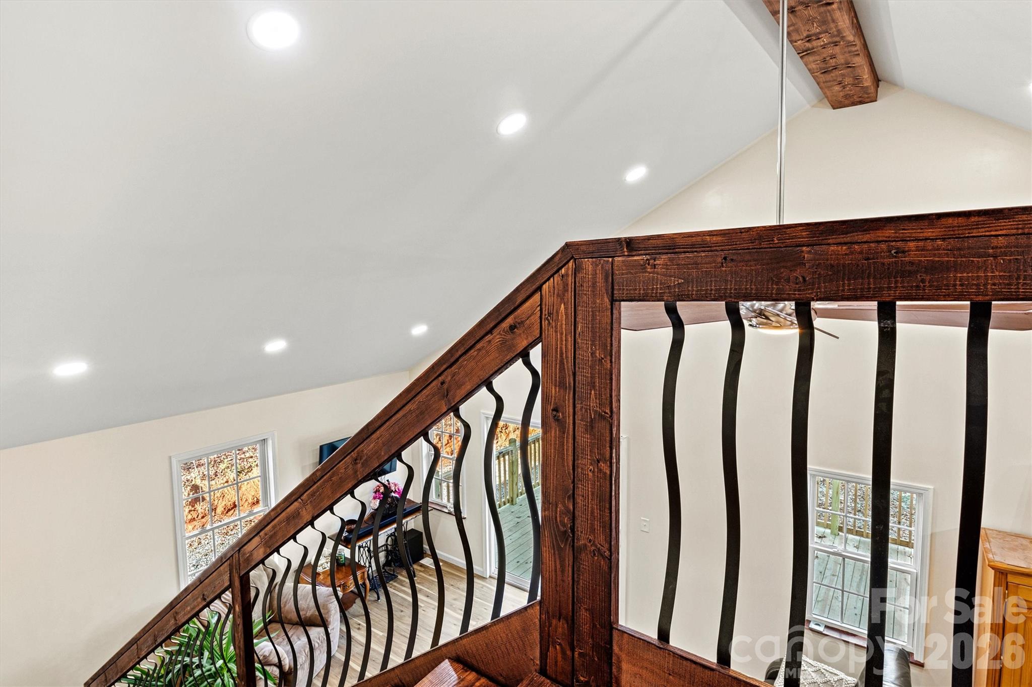 6051 Pointe West Lane — Vale