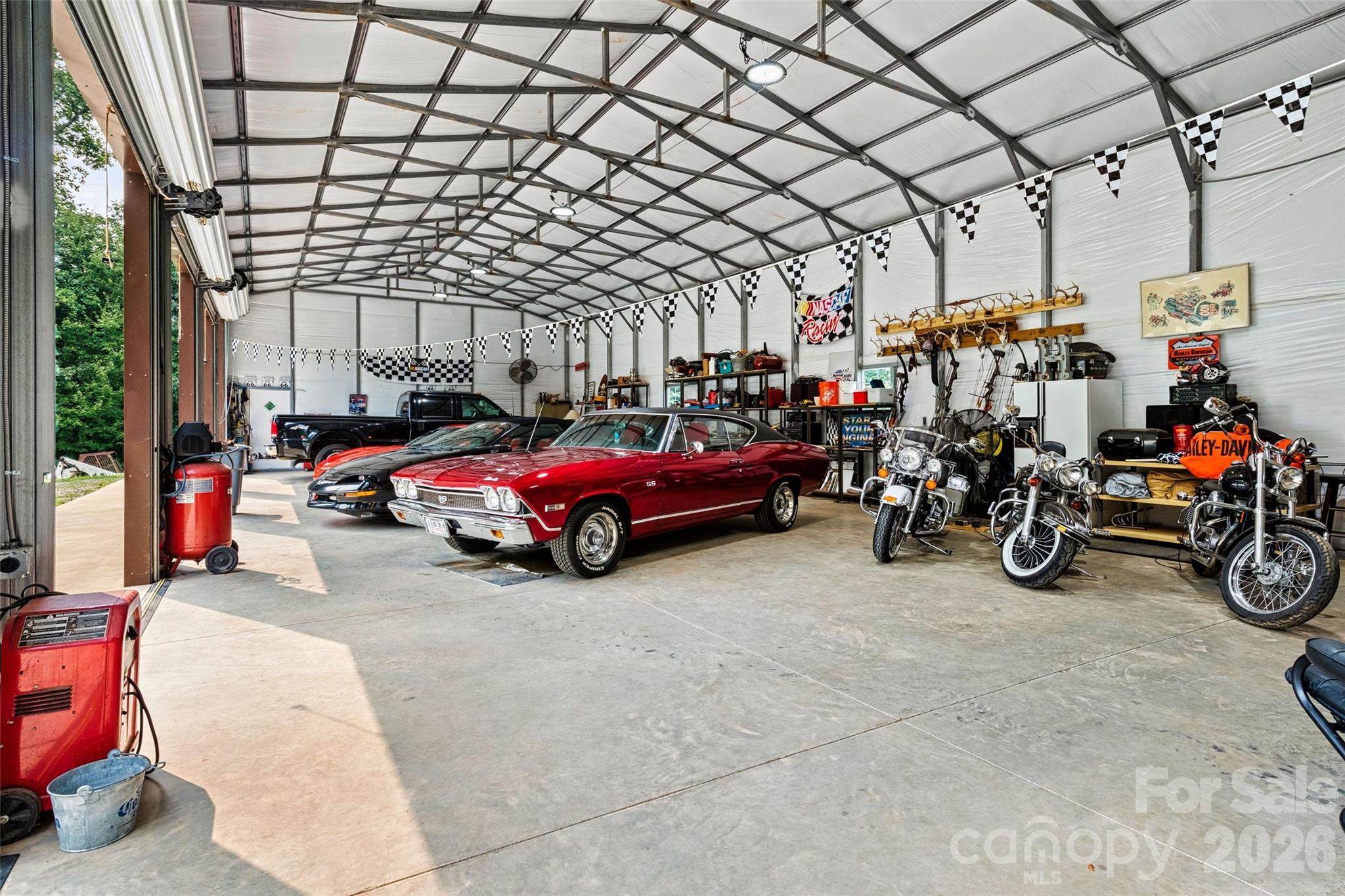 6051 Pointe West Lane — Vale