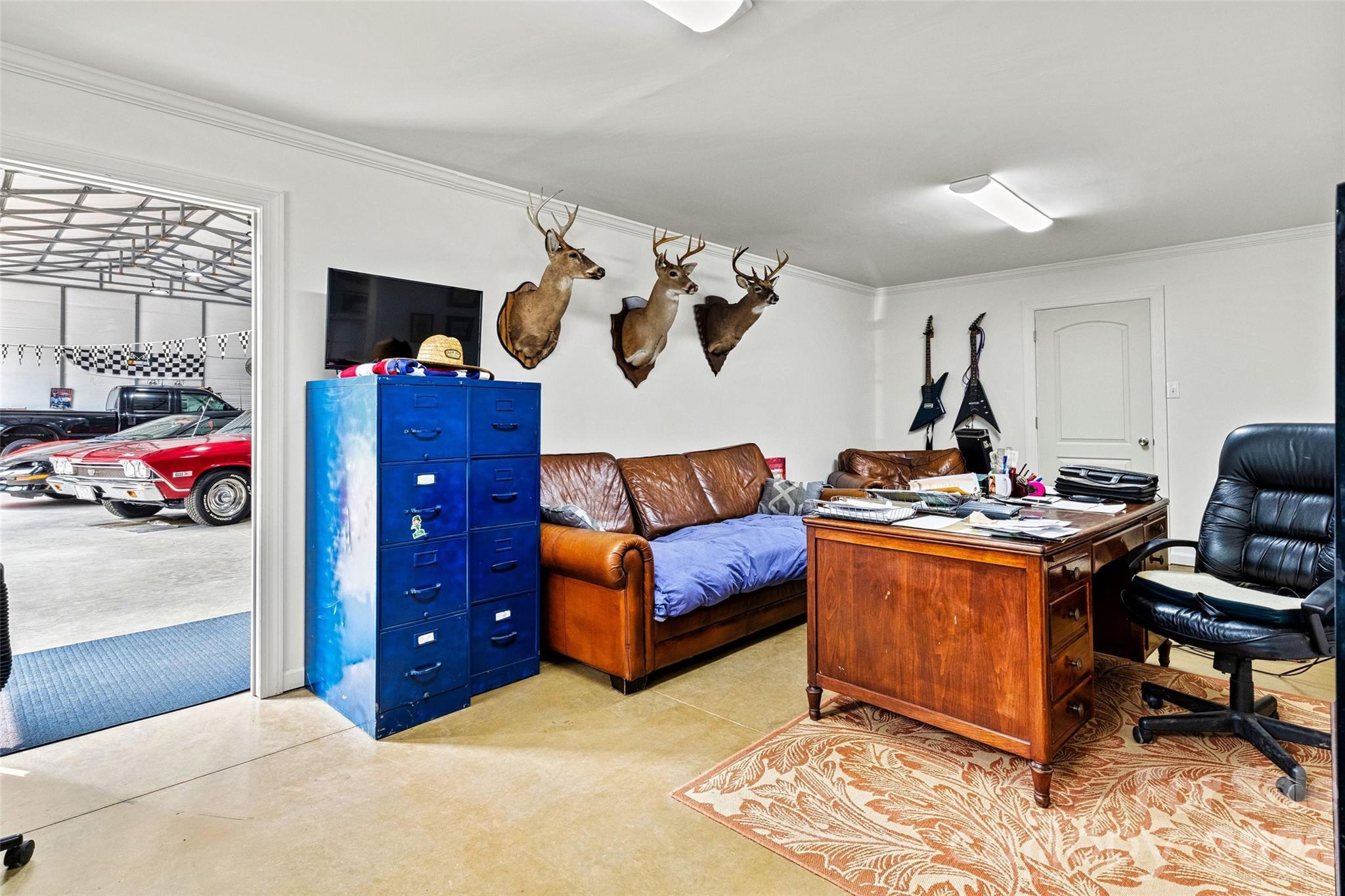 6051 Pointe West Lane — Vale