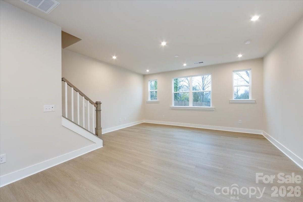 6012 Pivot Court — Charlotte