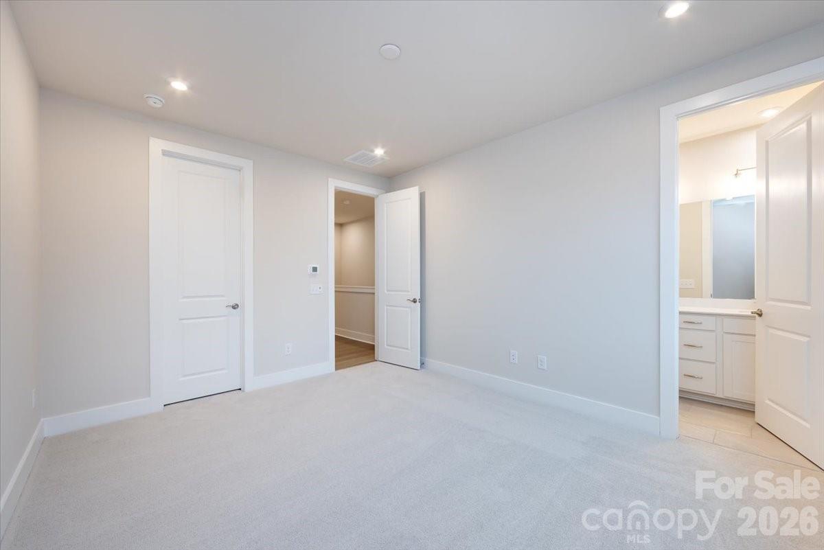 6012 Pivot Court — Charlotte