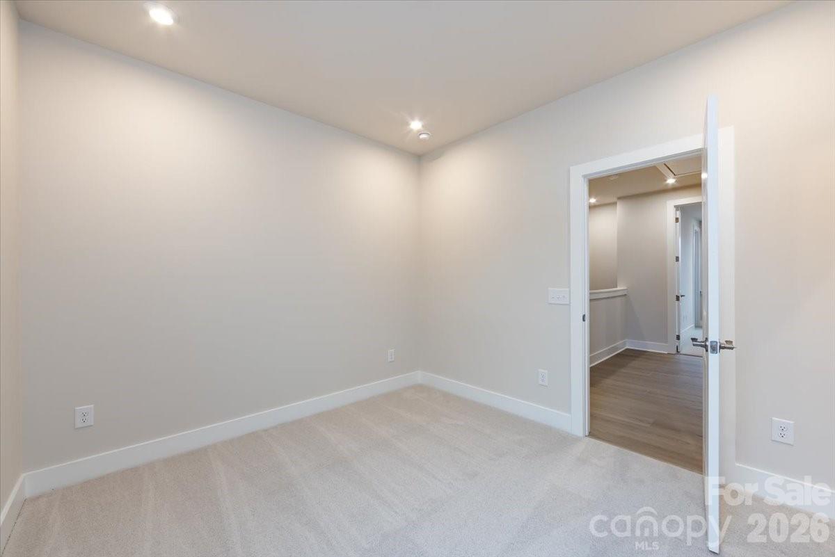 6012 Pivot Court — Charlotte