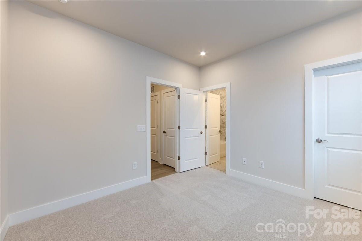 6012 Pivot Court — Charlotte