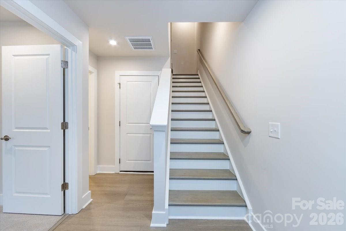 6012 Pivot Court — Charlotte