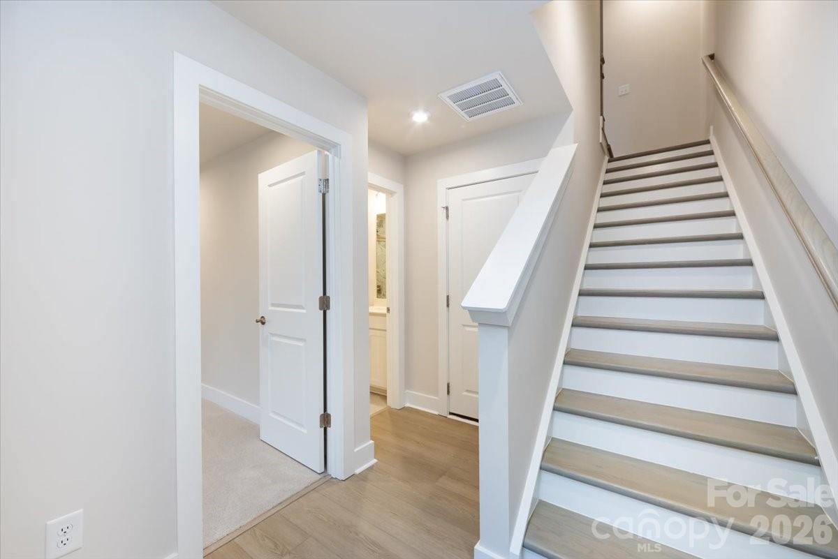 6012 Pivot Court — Charlotte