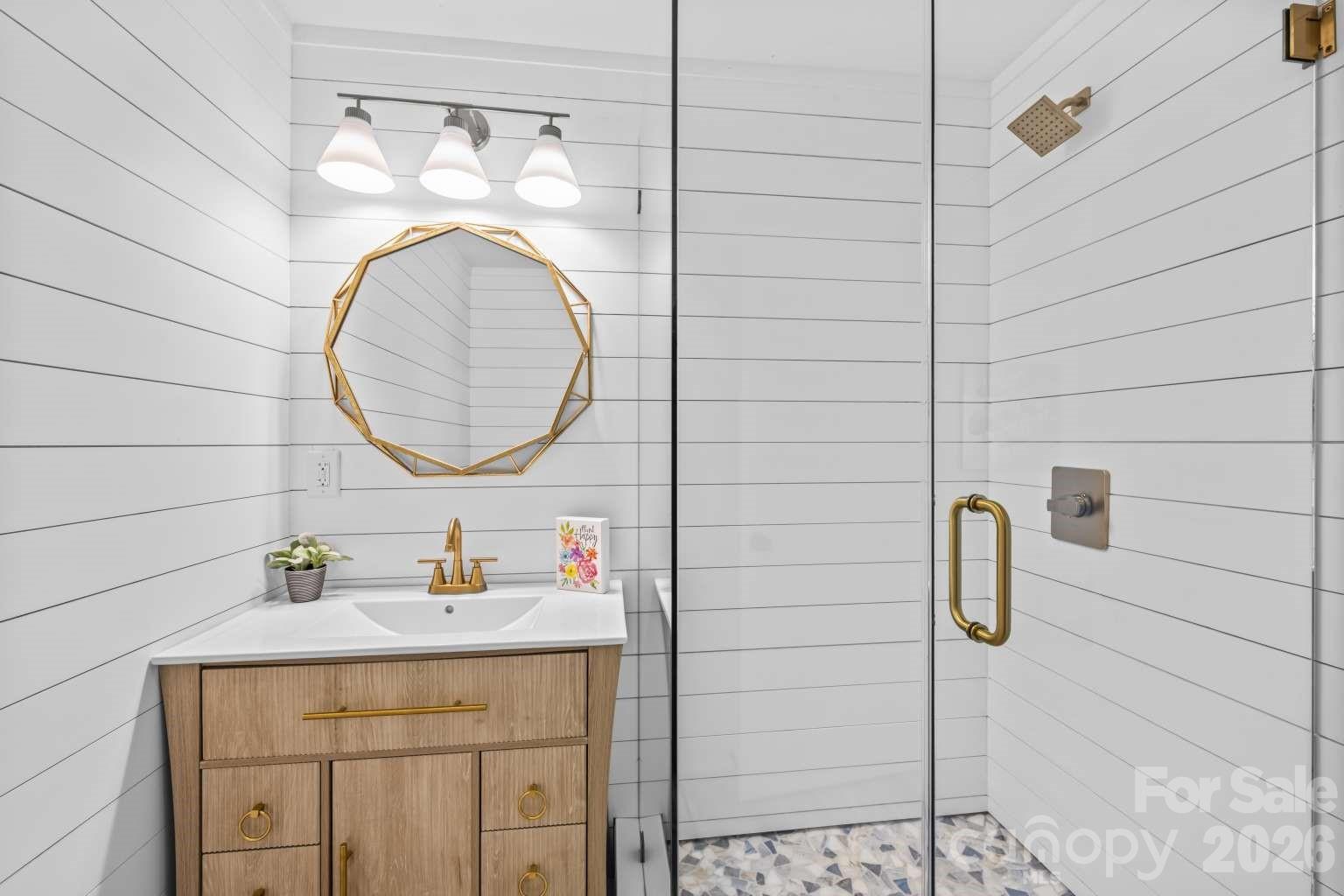 4448 Hill Street — Sherrills Ford