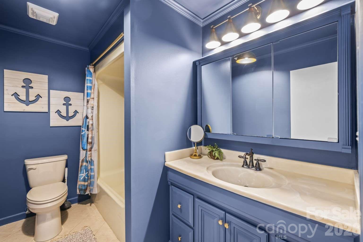4448 Hill Street — Sherrills Ford