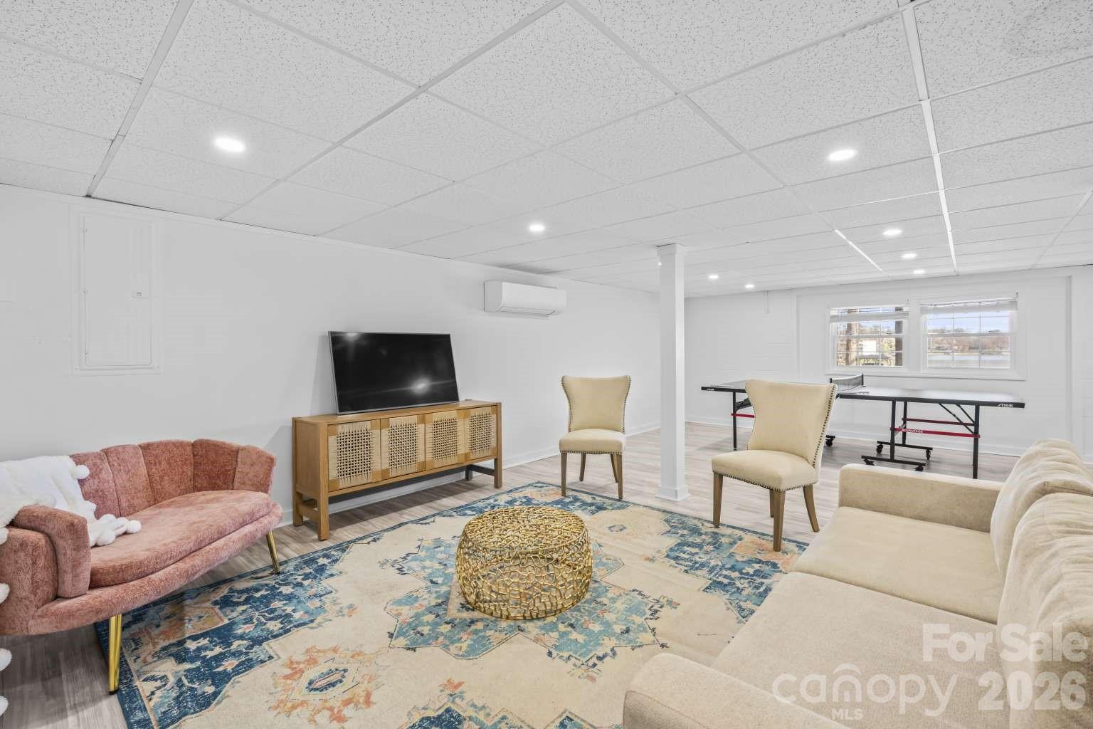 4448 Hill Street — Sherrills Ford