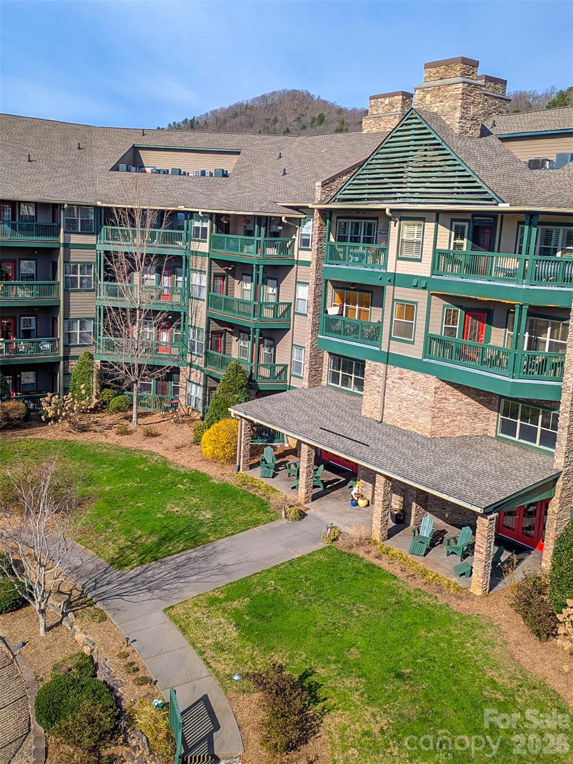 9 Kenilworth Knoll #420 — Asheville