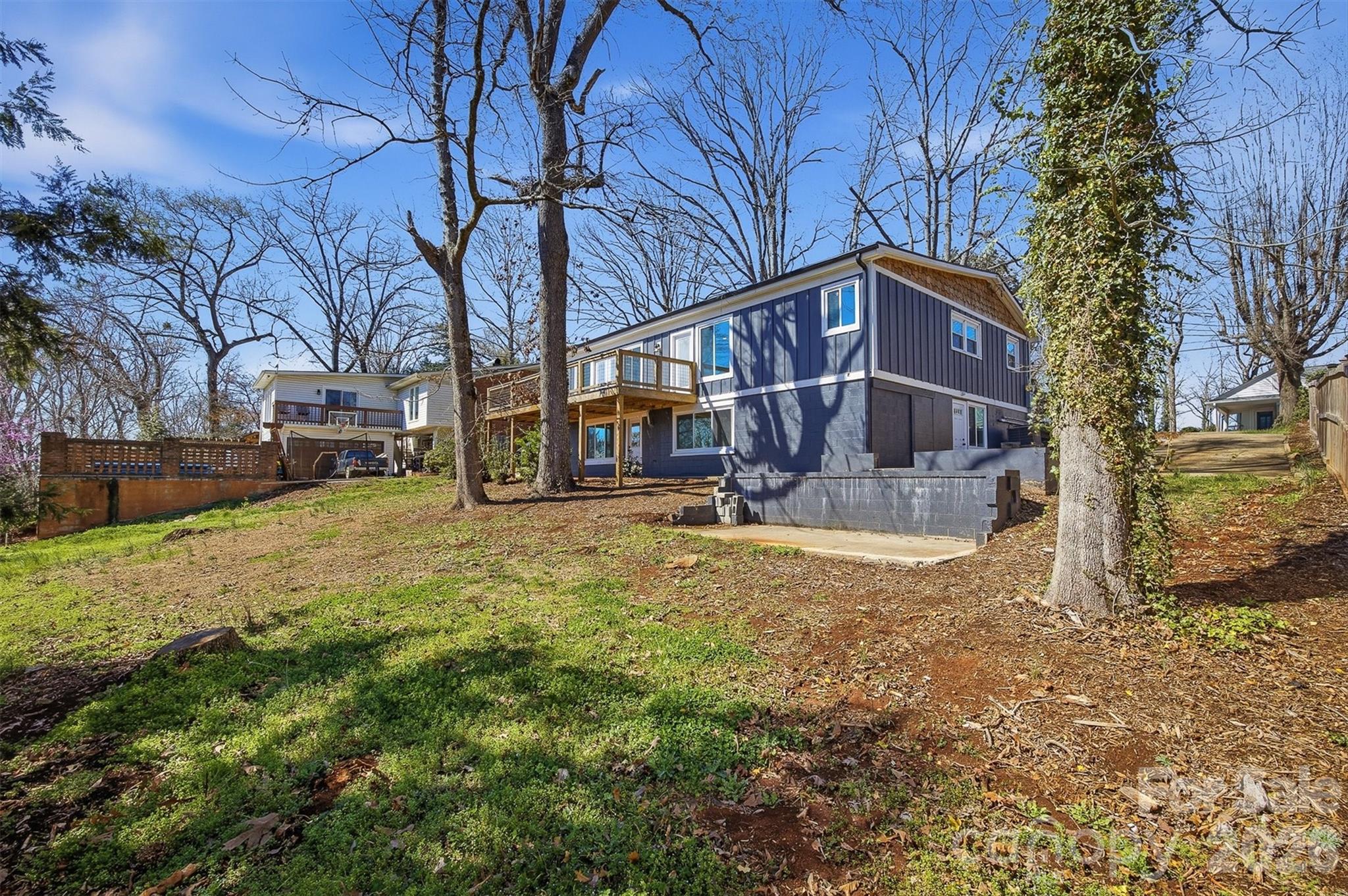 223 W Park Drive — Morganton