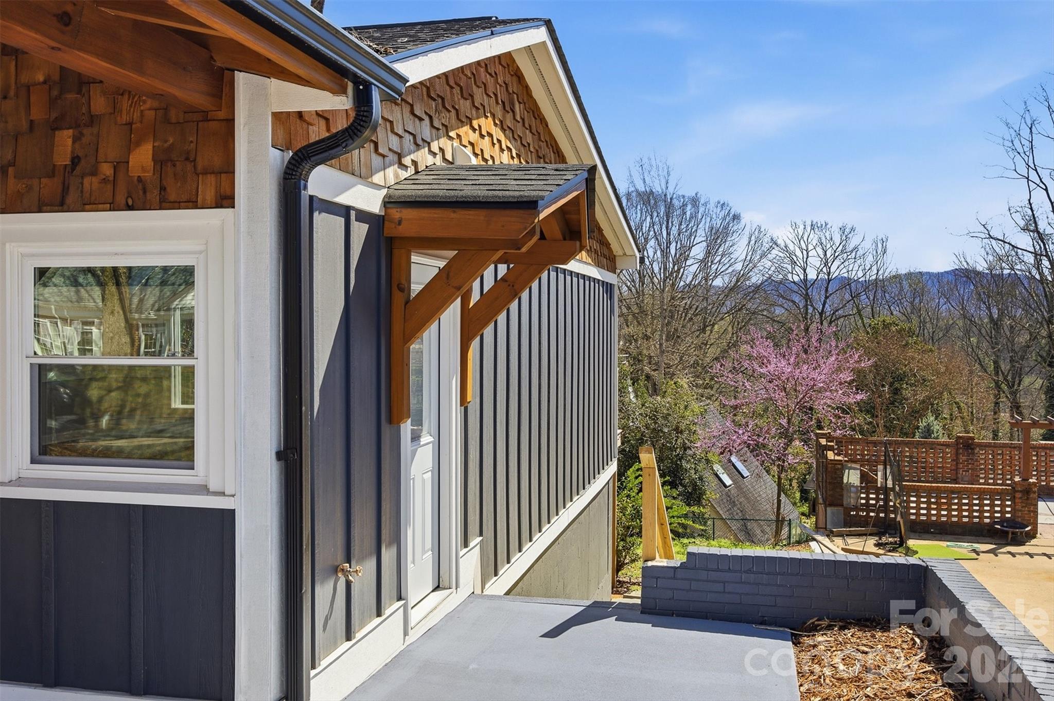 223 W Park Drive — Morganton