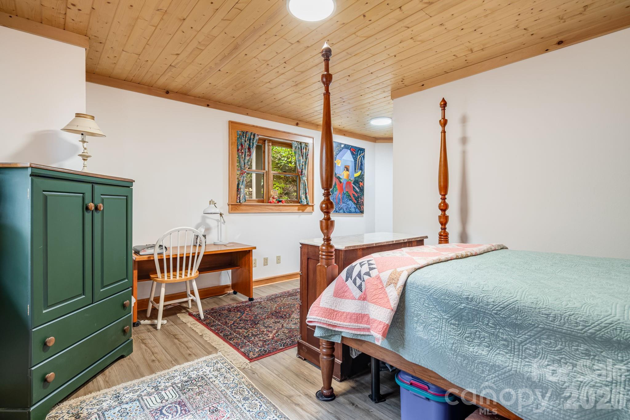 133 Club House Drive #4B — Burnsville