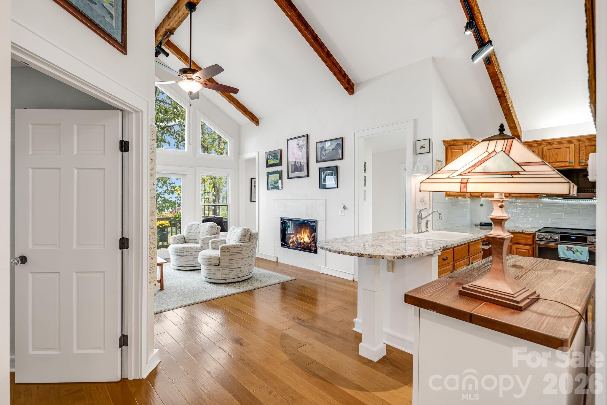 133 Club House Drive #4B — Burnsville