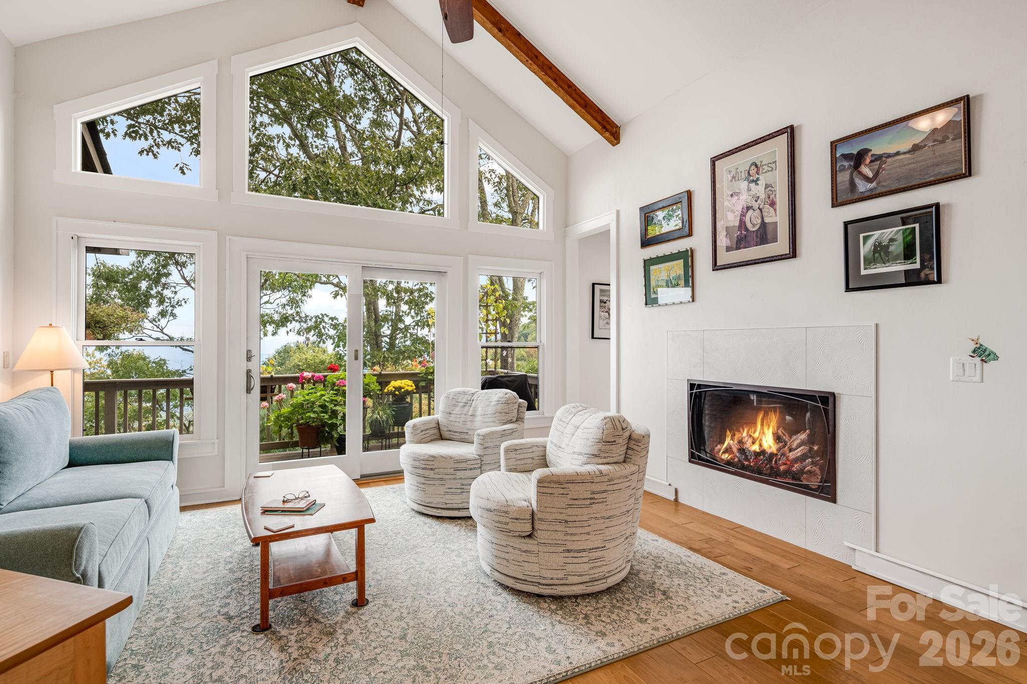 133 Club House Drive #4B — Burnsville