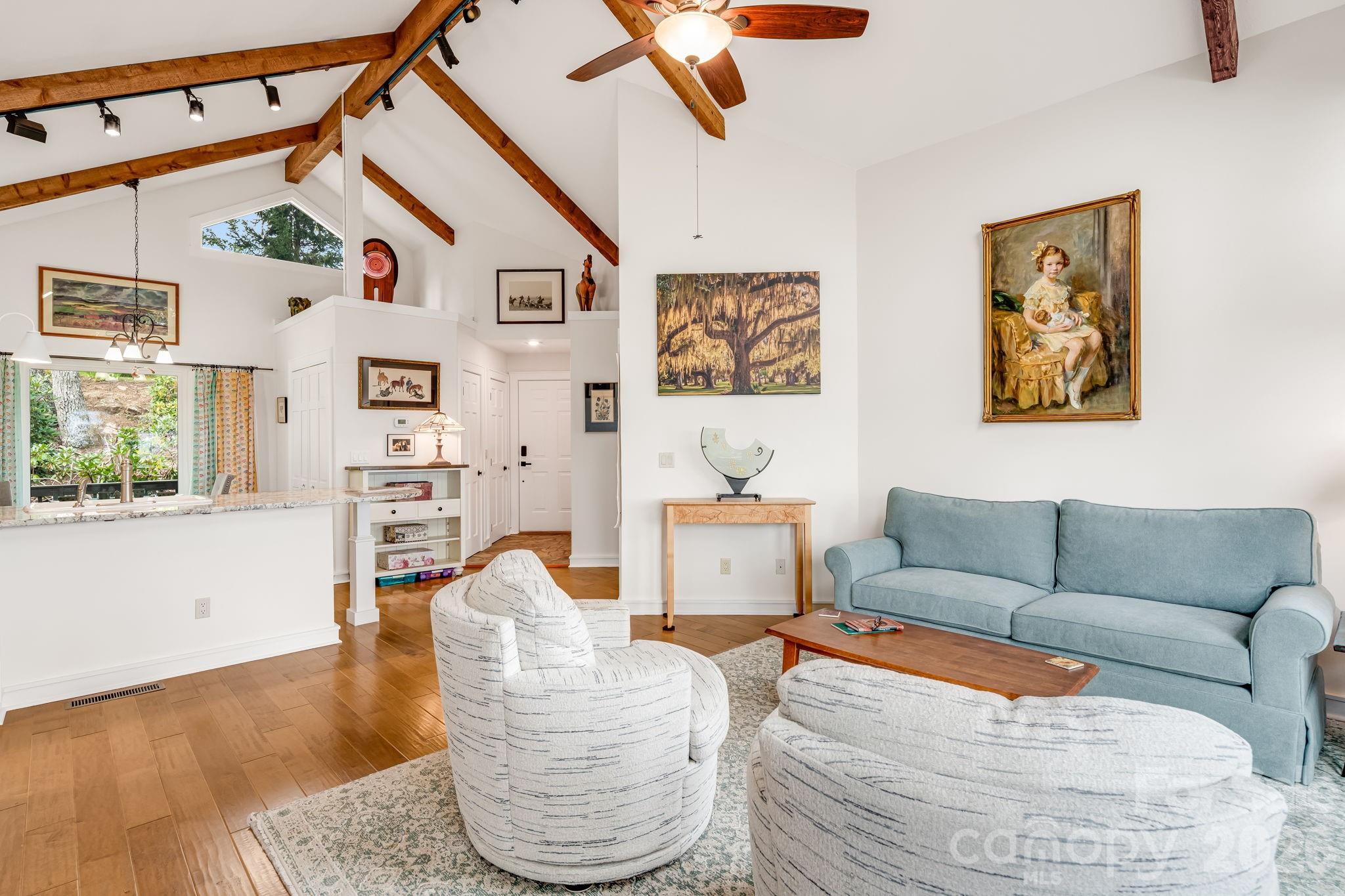 133 Club House Drive #4B — Burnsville