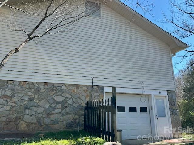 1523 Buck Ford Road — Shelby