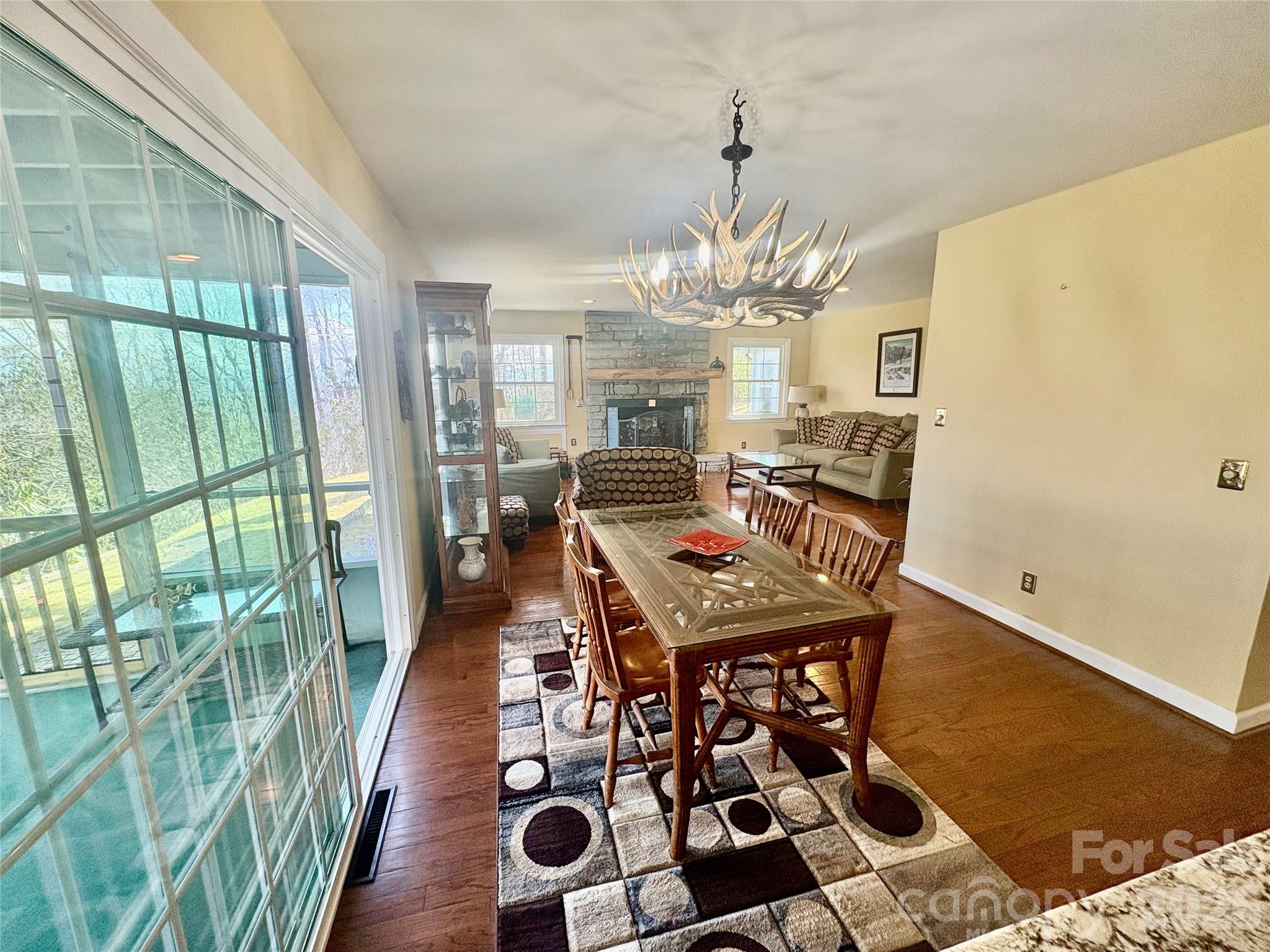 126 Ridgeview Road — Spruce Pine