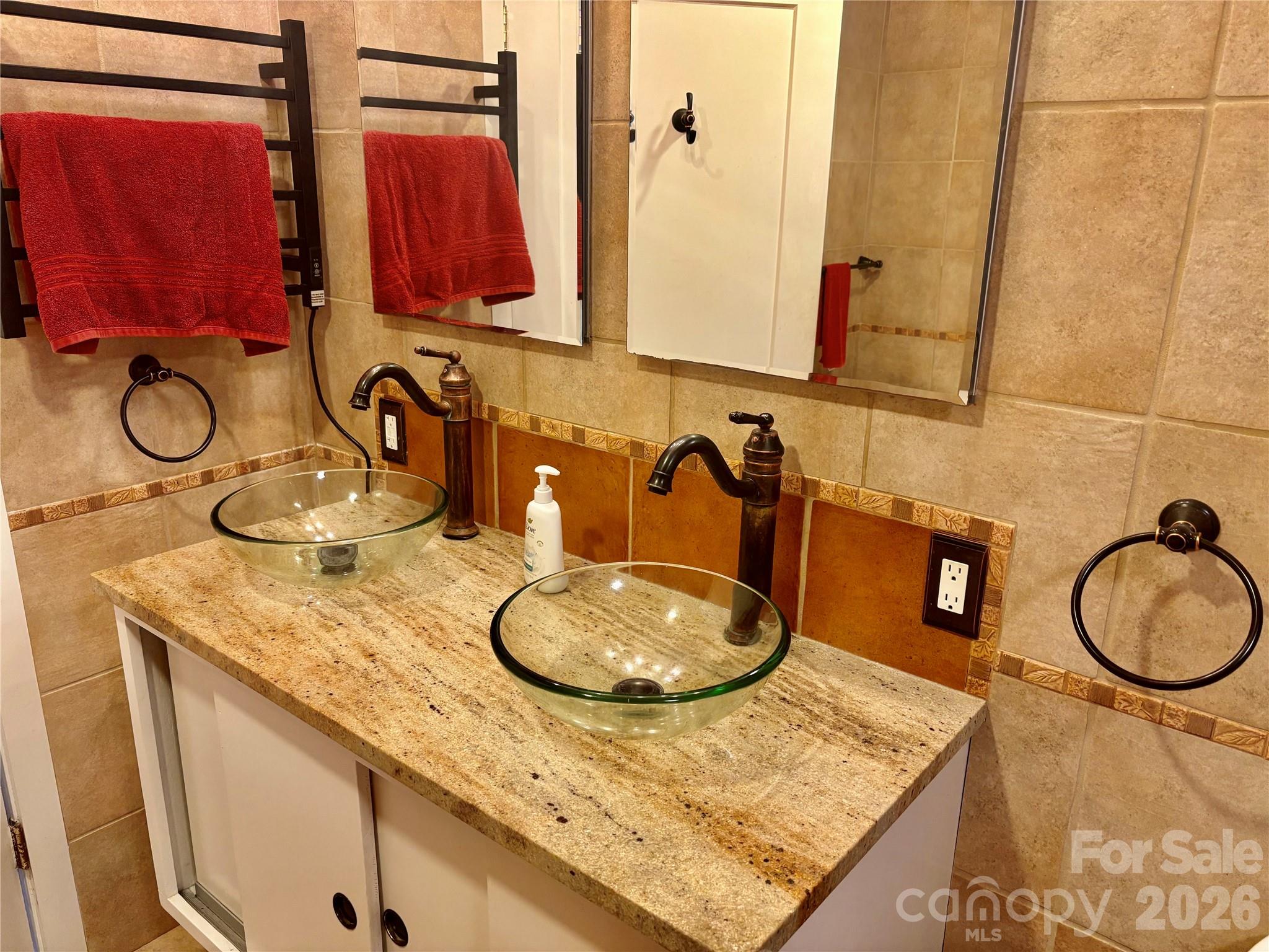 126 Ridgeview Road — Spruce Pine