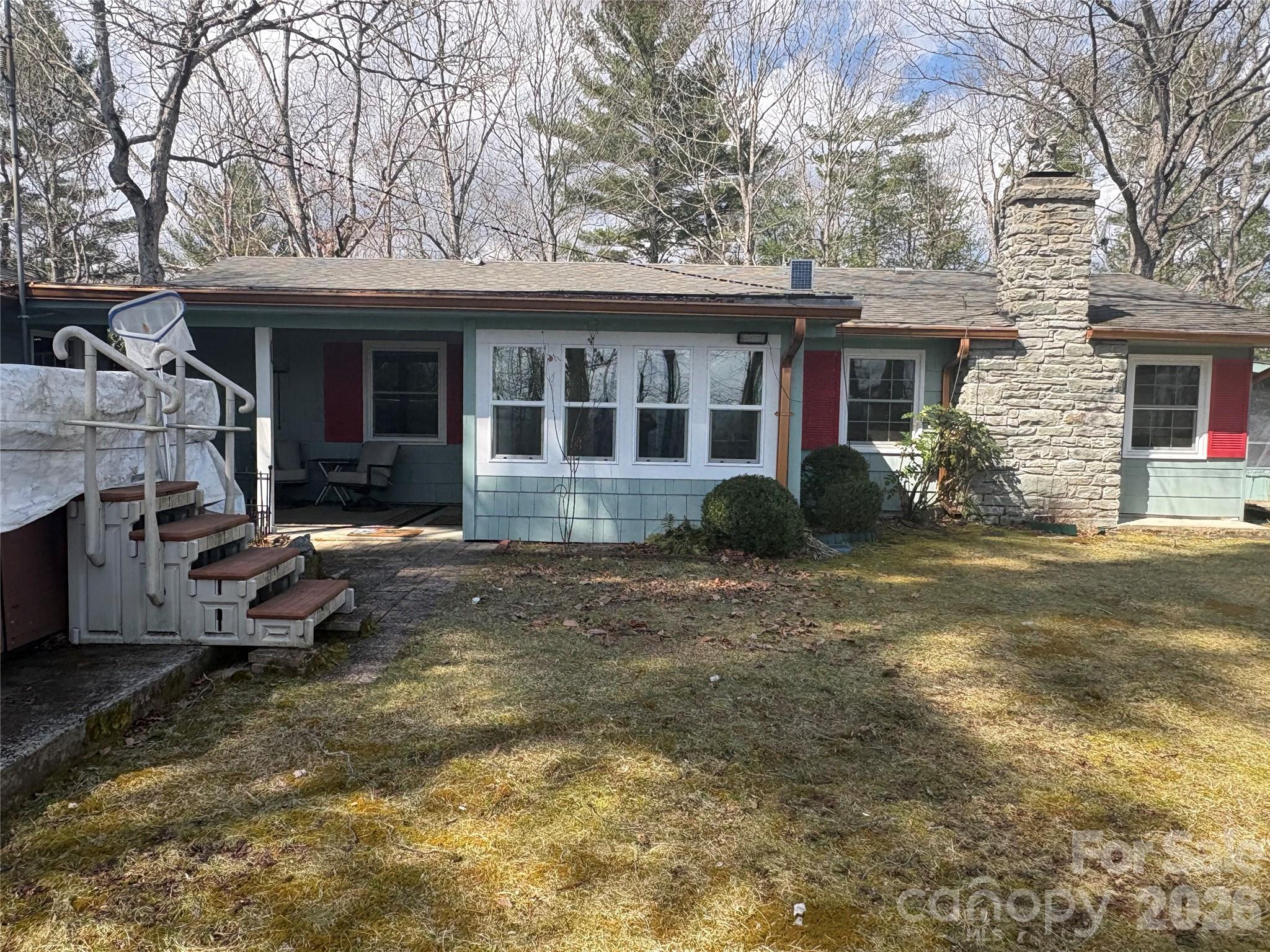 126 Ridgeview Road — Spruce Pine