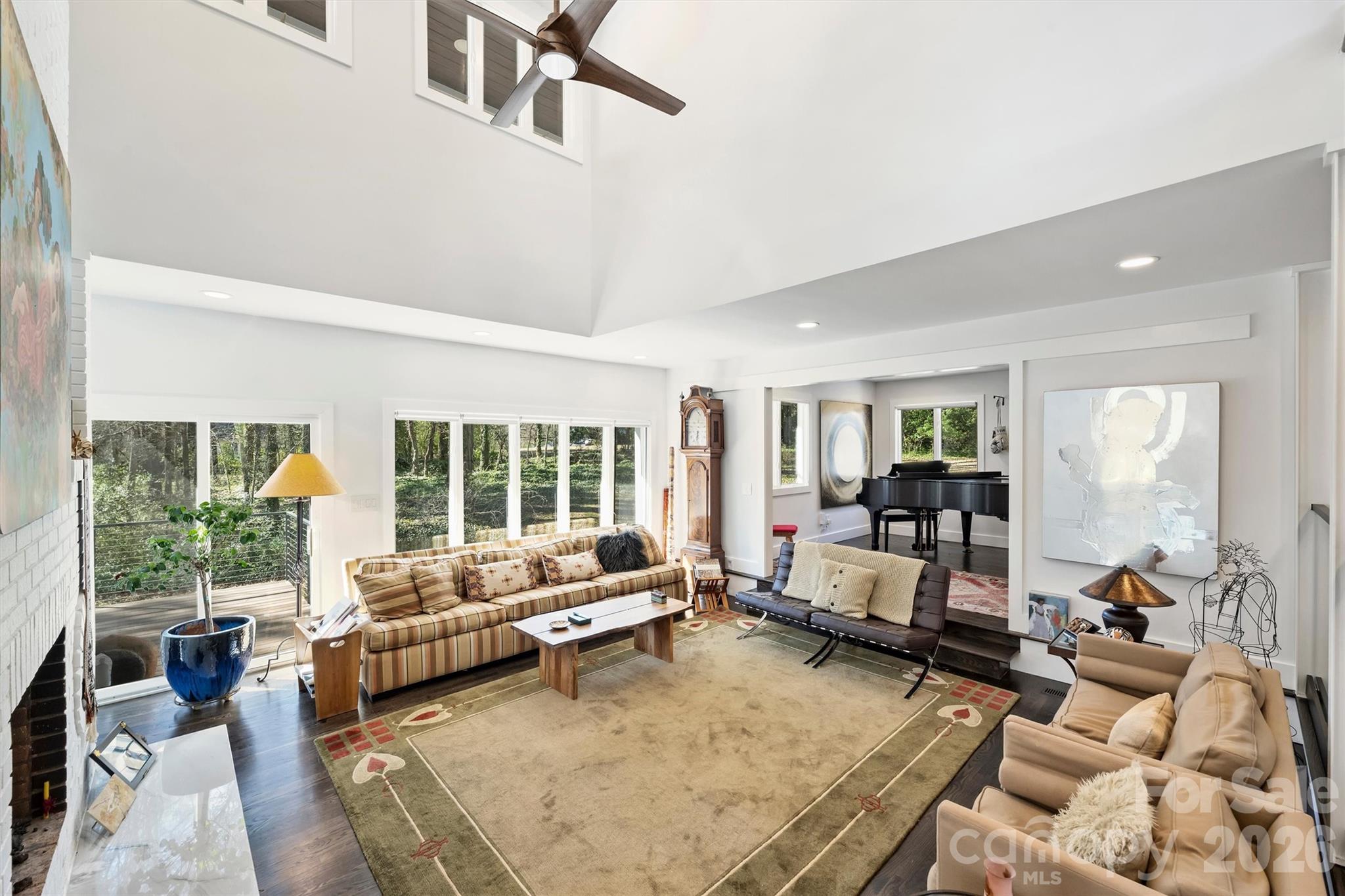 13730 Capriole Lane — Matthews